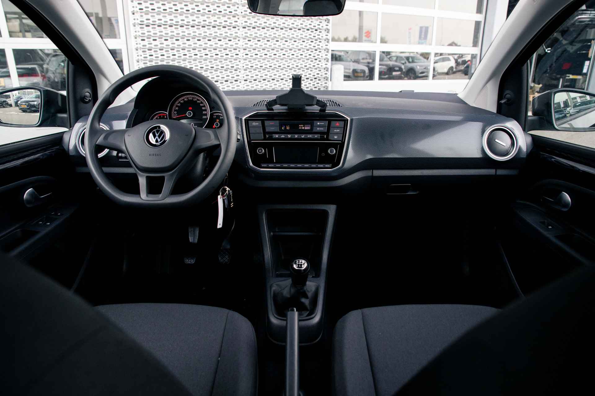 Volkswagen up! 1.0 MPI | Camera | Climate Control | Parkeersensoren | Cruise Control - 9/30