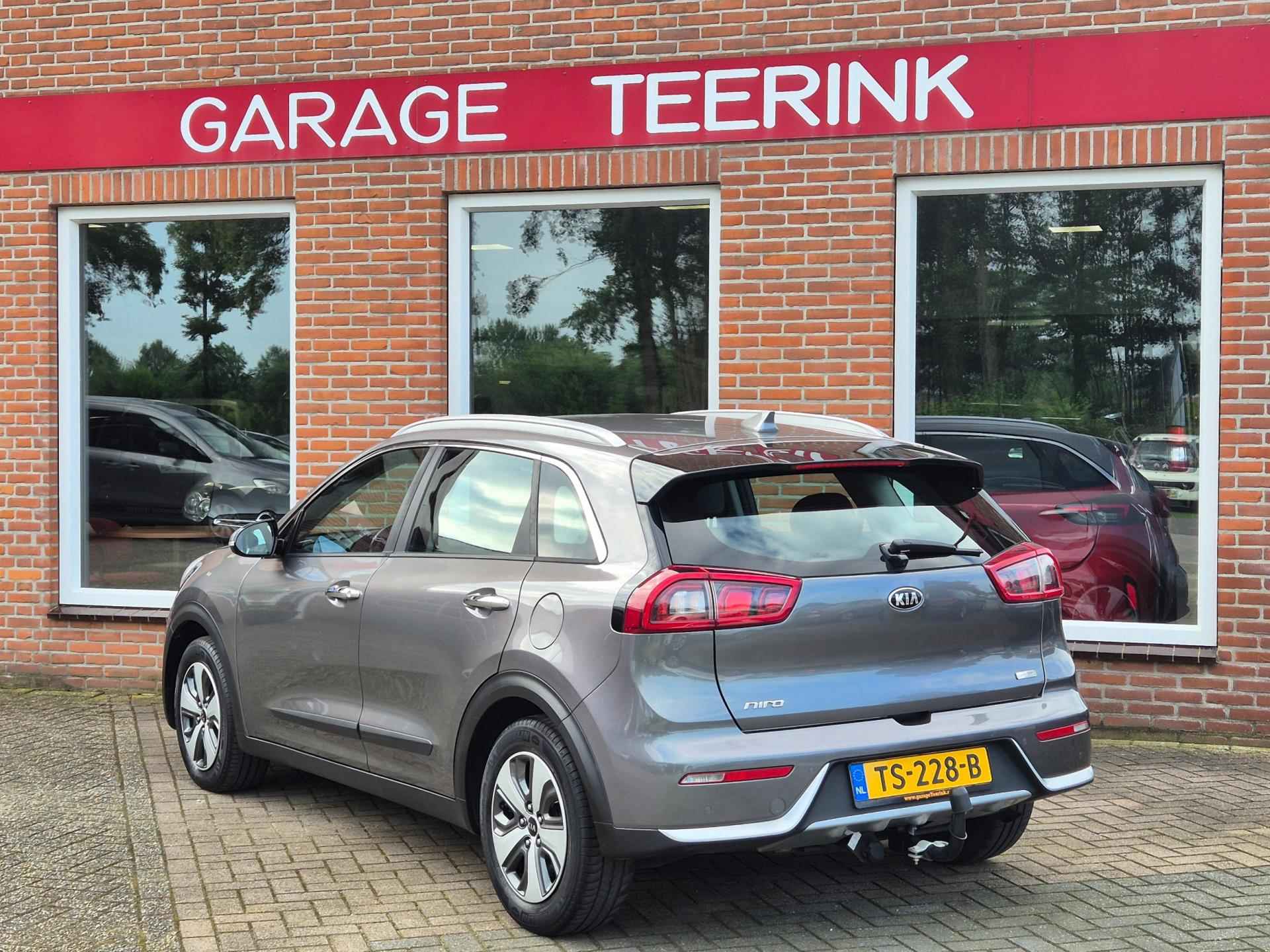 Kia Niro 1.6 GDi Hybrid DynamicLine 105PK 5drs AUTOMAAT clima, cruise, navi, camera, carplay, trekhaak RIJKLAAR - 5/19