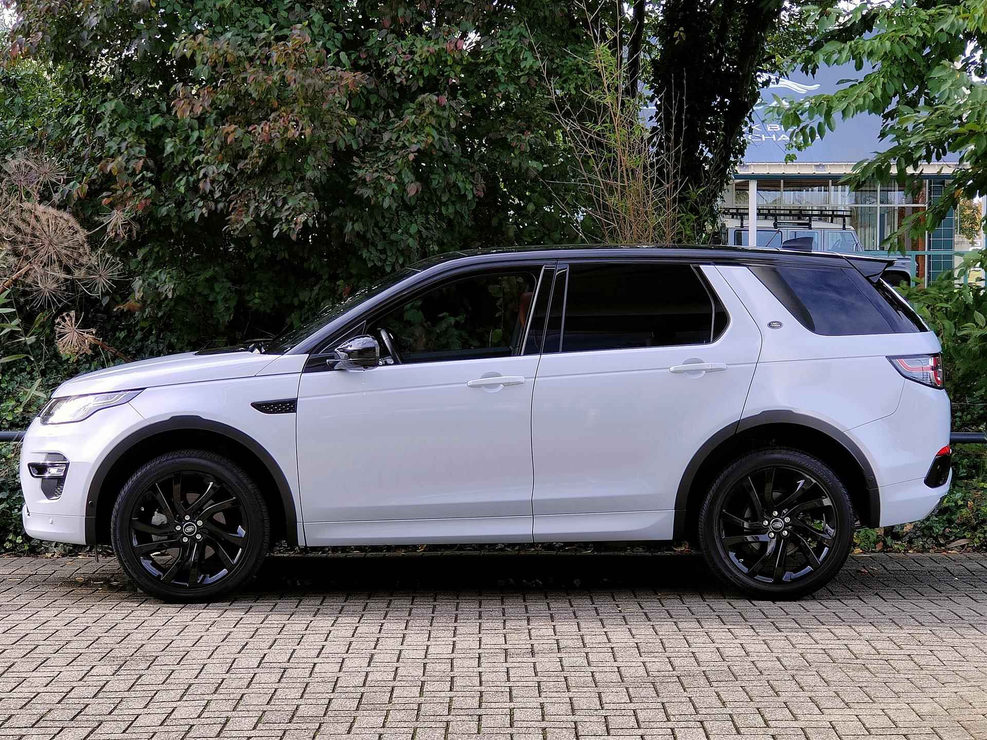 Land Rover Discovery Sport 2.0 Td4 Hse Luxury 7p. - 11/30