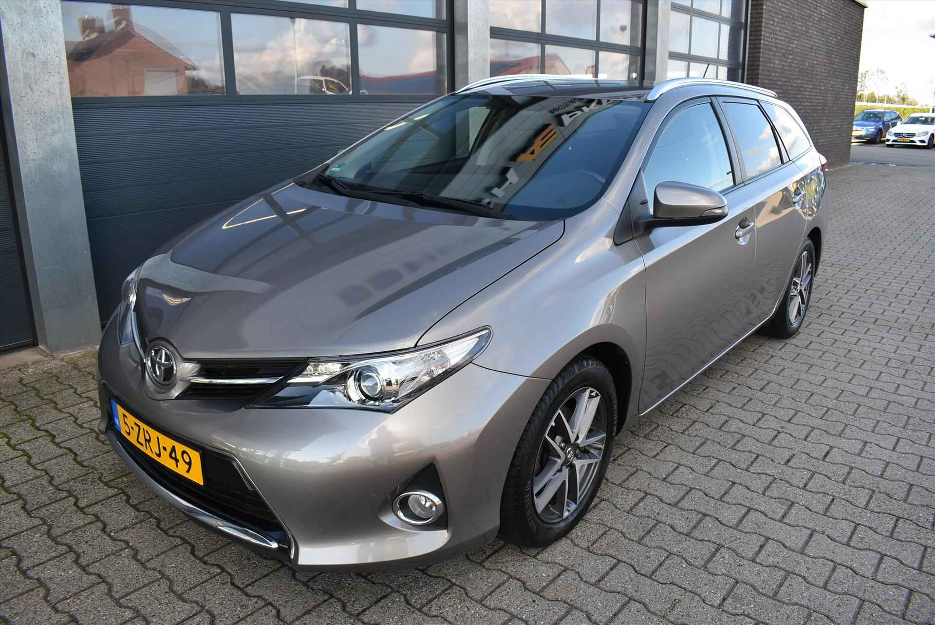 TOYOTA Auris 1.3 VVT-i 99pk Comfort - 12/31