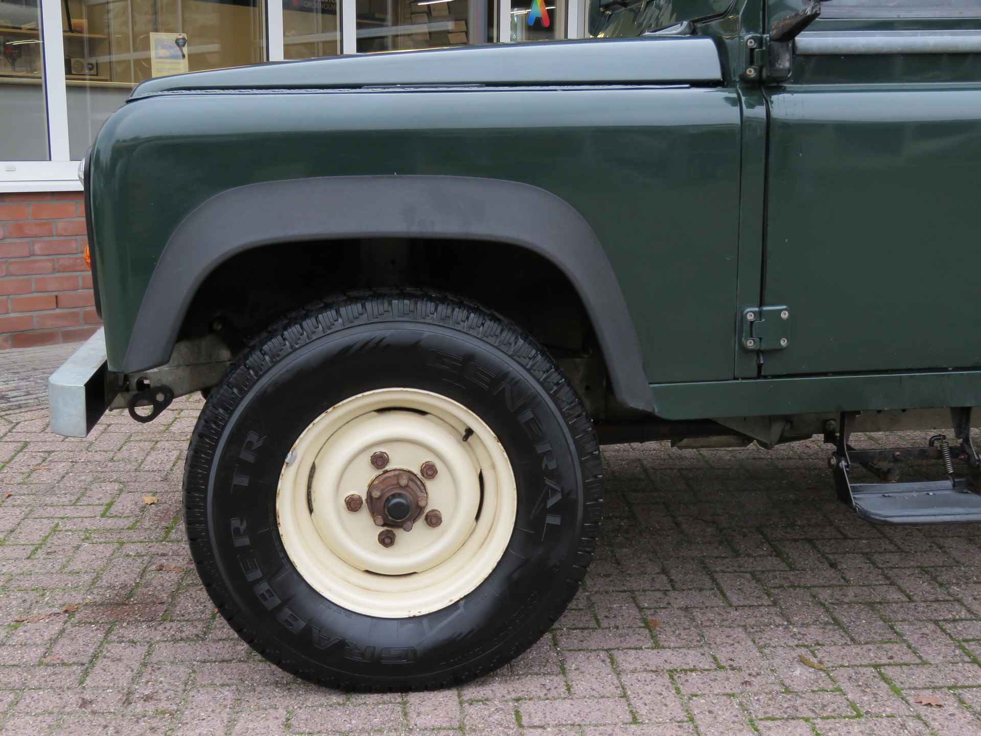 Land Rover Defender 2.5 90" County / Gegalvaniseerd chassis / Apk tot 06-11-2026 - 9/37