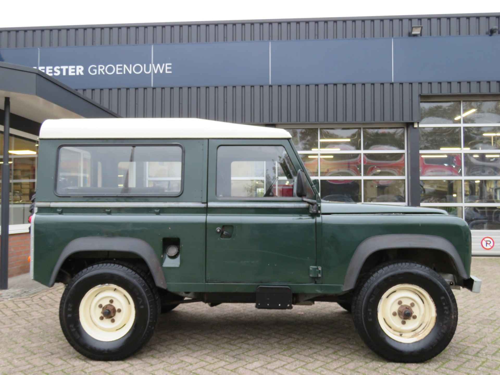 Land Rover Defender 2.5 90" County / Gegalvaniseerd chassis / Apk tot 06-11-2026 - 30/37