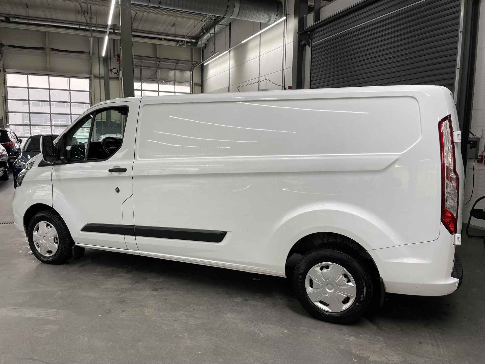 Ford Transit Custom 300 2.0 TDCI L2H1 Trend 130PK - 3/24