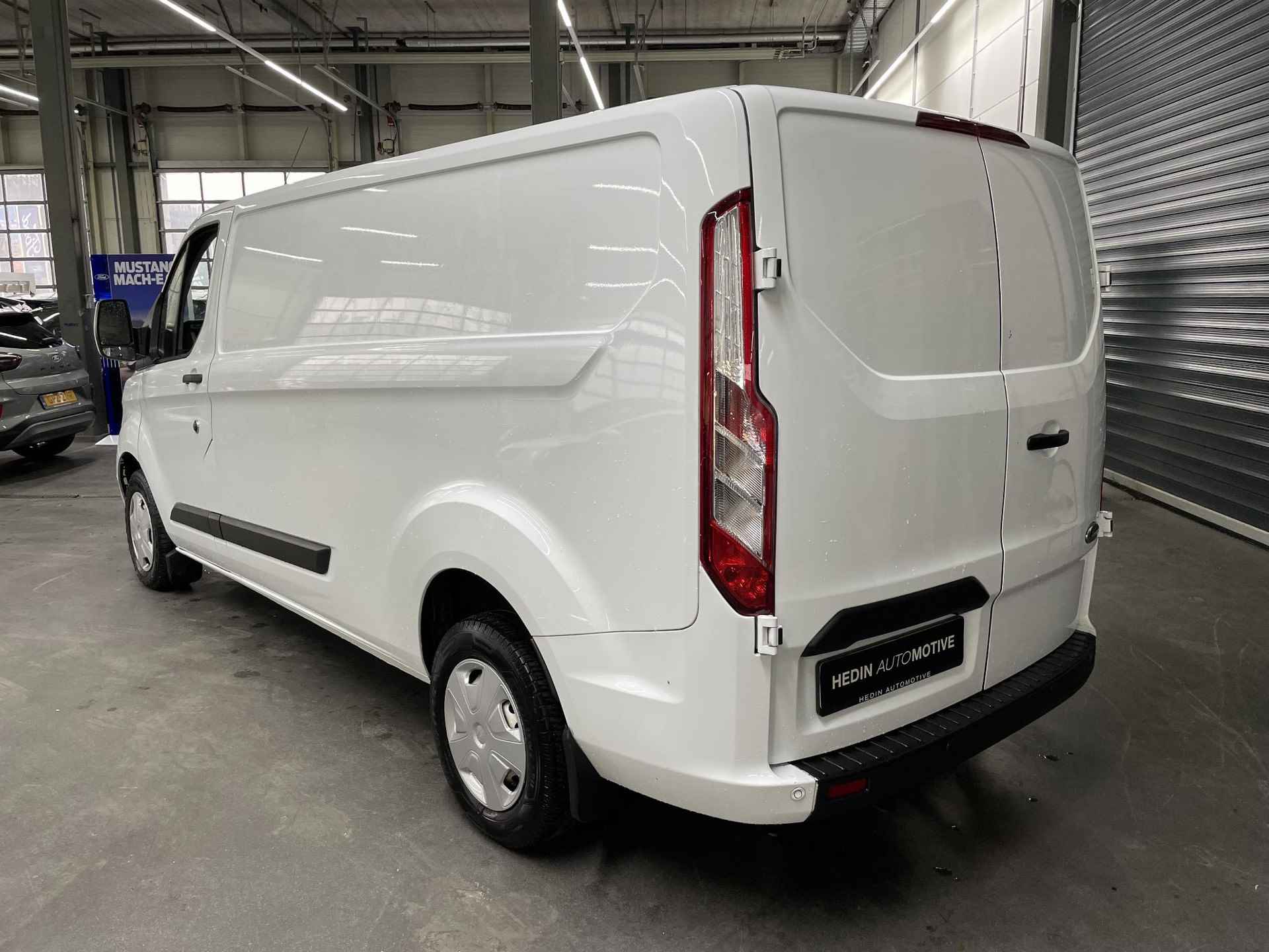 Ford Transit Custom 300 2.0 TDCI L2H1 Trend 130PK - 4/24