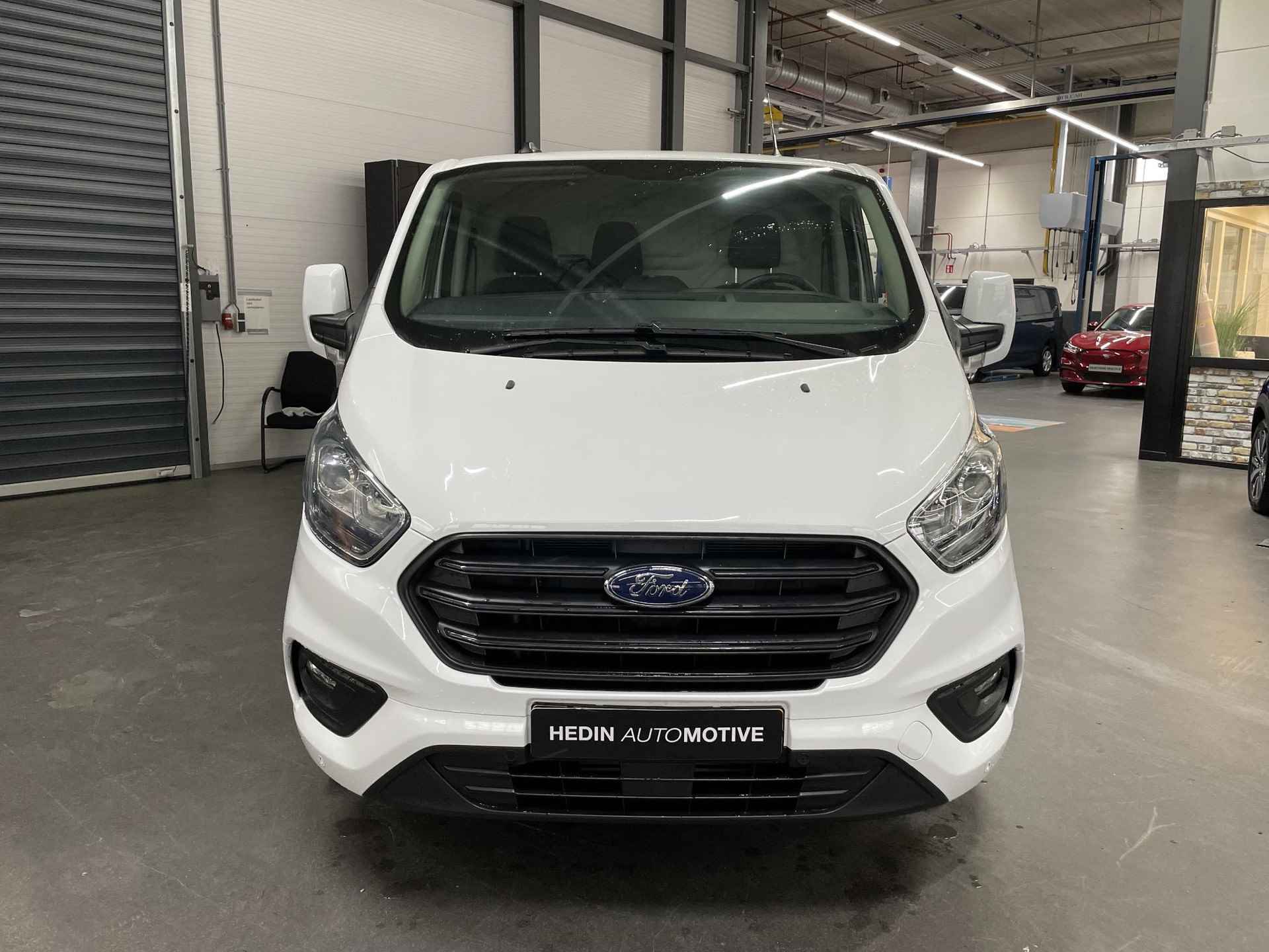 Ford Transit Custom 300 2.0 TDCI L2H1 Trend 130PK - 10/24