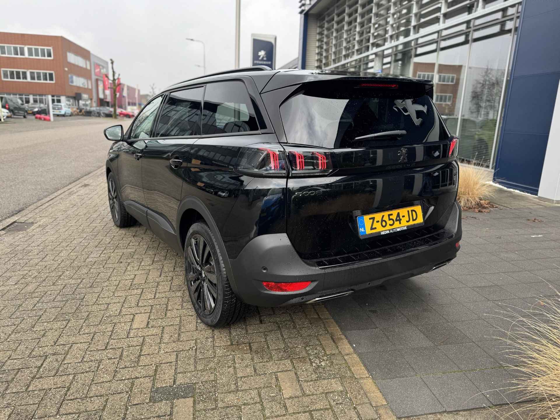 Peugeot 5008 130 GT l Black Pack l Panorama dak - 5/34