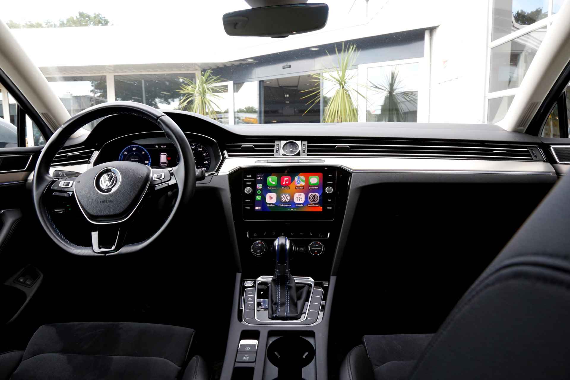 Volkswagen Passat Variant 1.4 TSI GTE Plug in Highline 218PK Aut.*Perfect VW Onderh.*BTW*Virtual Cockpit/ACC/Apple Carplay-Android/Elek. Trekhaak/ - 45/61