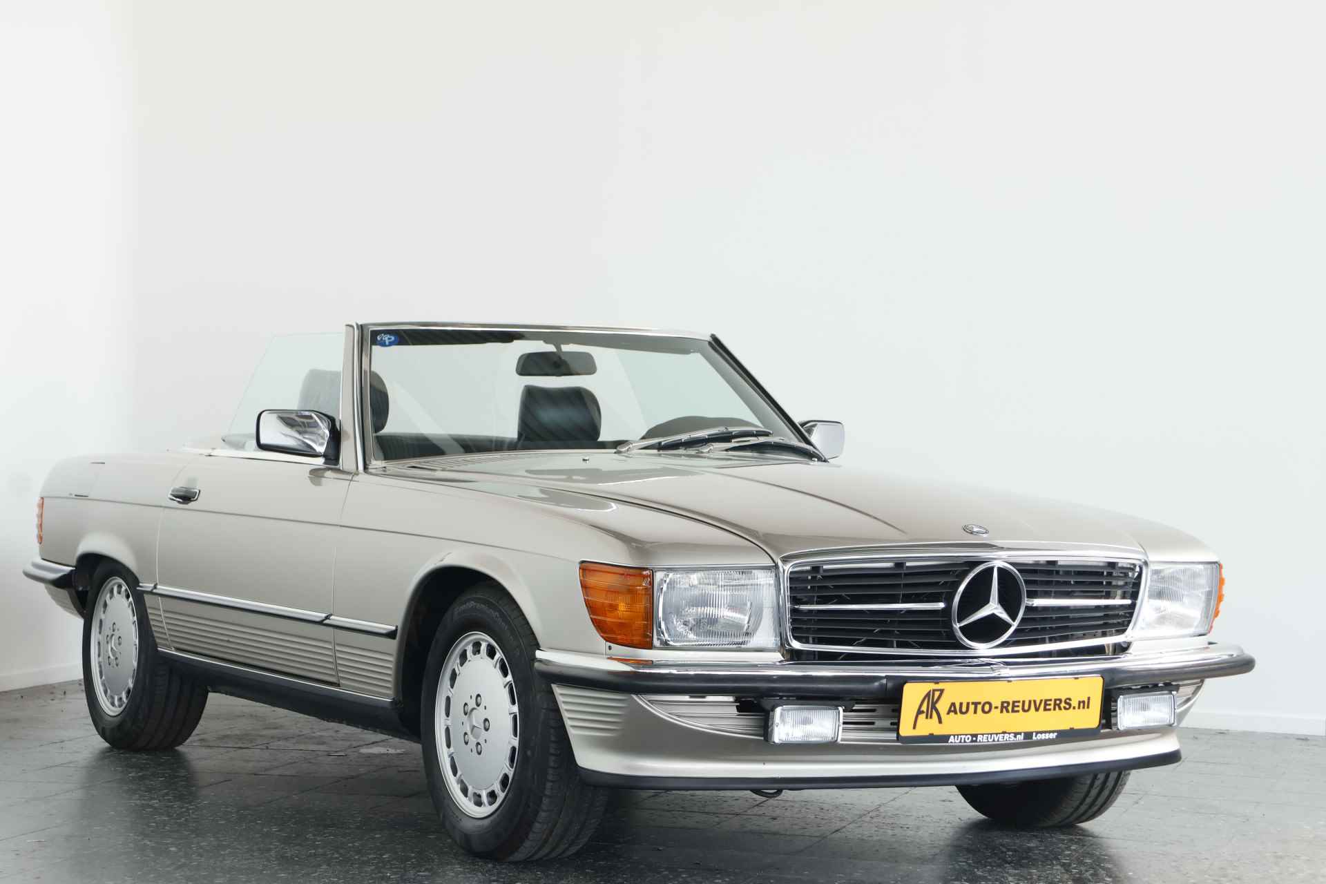 Mercedes-Benz SL-Klasse 300 SL R107 / Weinig km / Leder / Hardtop - 3/27