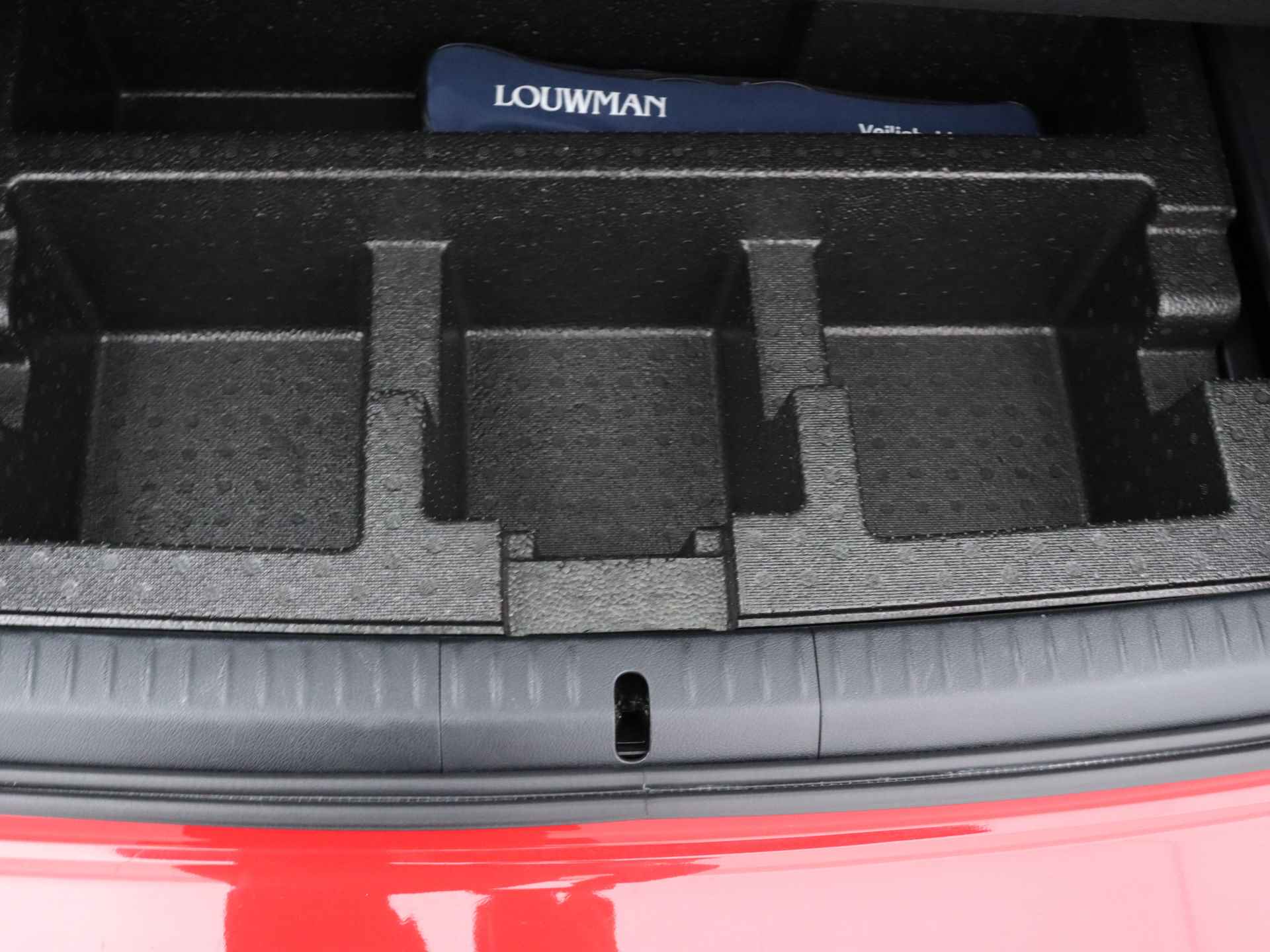 Lexus CT 200h | Parkeersensoren | 16" Velgen | Bluetooth Carkit | - 32/37