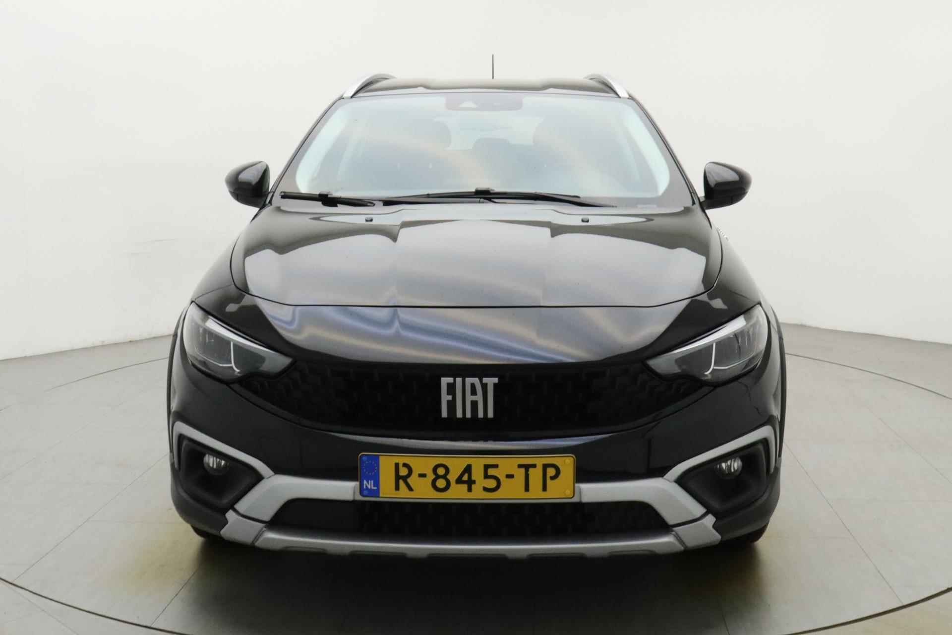 Fiat Tipo ST Cross Automaat 1.5 Hybrid | 1500kg trekvermogen | Keyless Entry | Navi | Dodehoek detectie | Achteruitrijcamera | Clima | Dakrails - 7/40