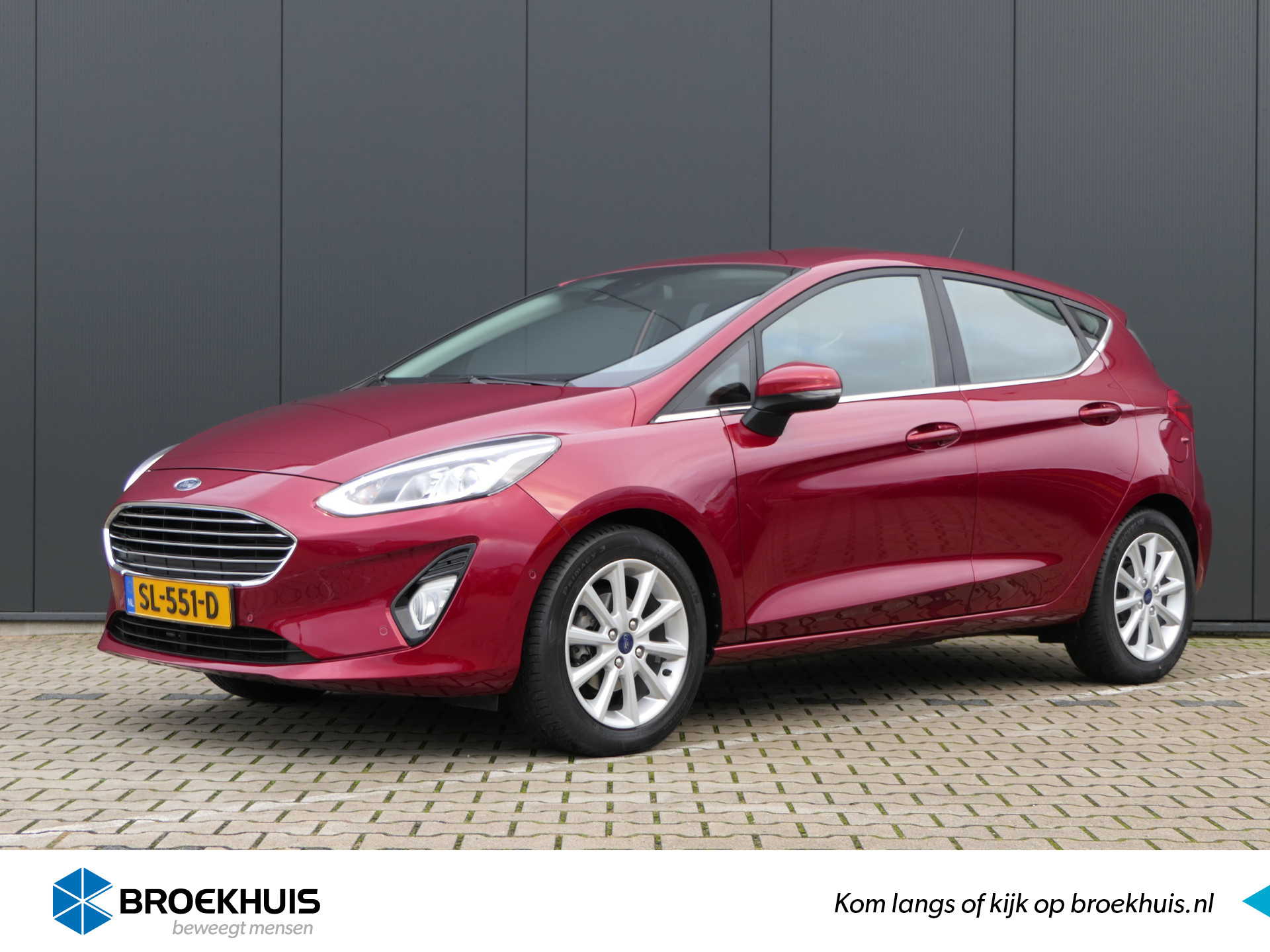 Ford Fiesta 1.0 EcoBoost Titanium | Cruise control | Airco | Camera achter | Parkeersensoren voor & achter | Apple Carplay/Android Auto