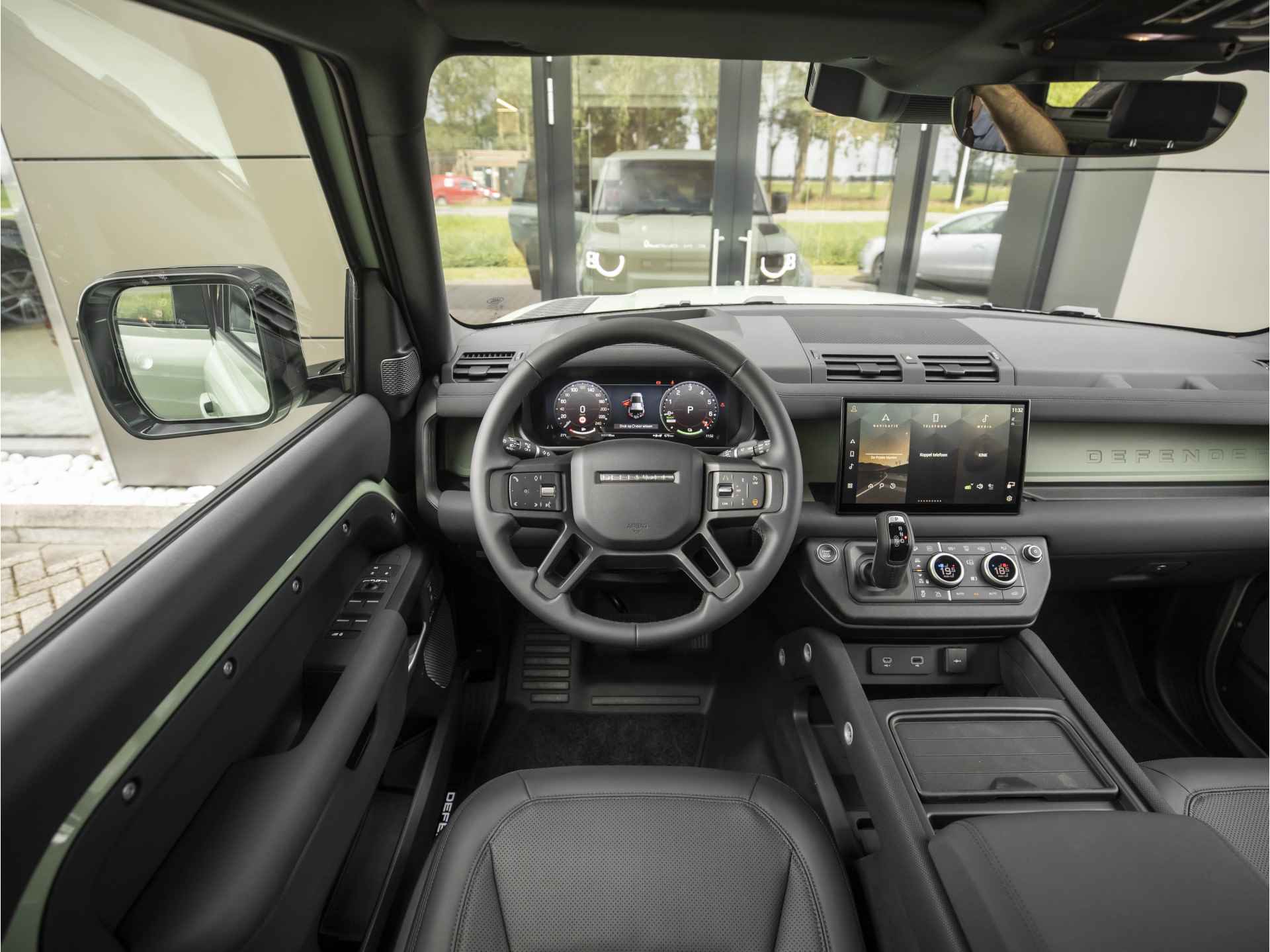 Land Rover Defender P400e 110 75th Limited Edition AWD | NIEUW - Direct Leverbaar | Head-Up Display | Elektr. Trekhaak | - 11/64