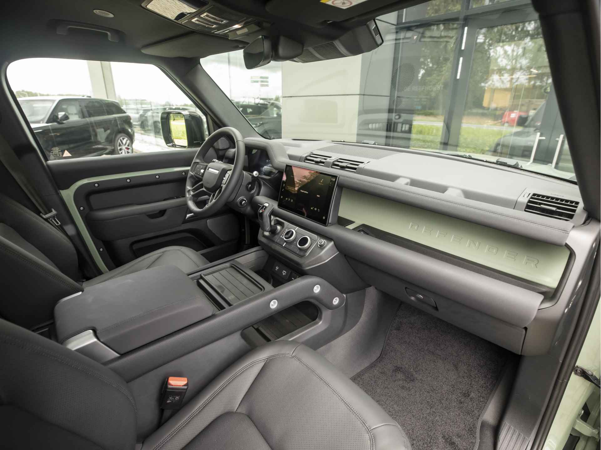 Land Rover Defender P400e 110 75th Limited Edition AWD | NIEUW - Direct Leverbaar | Head-Up Display | Elektr. Trekhaak | - 20/64