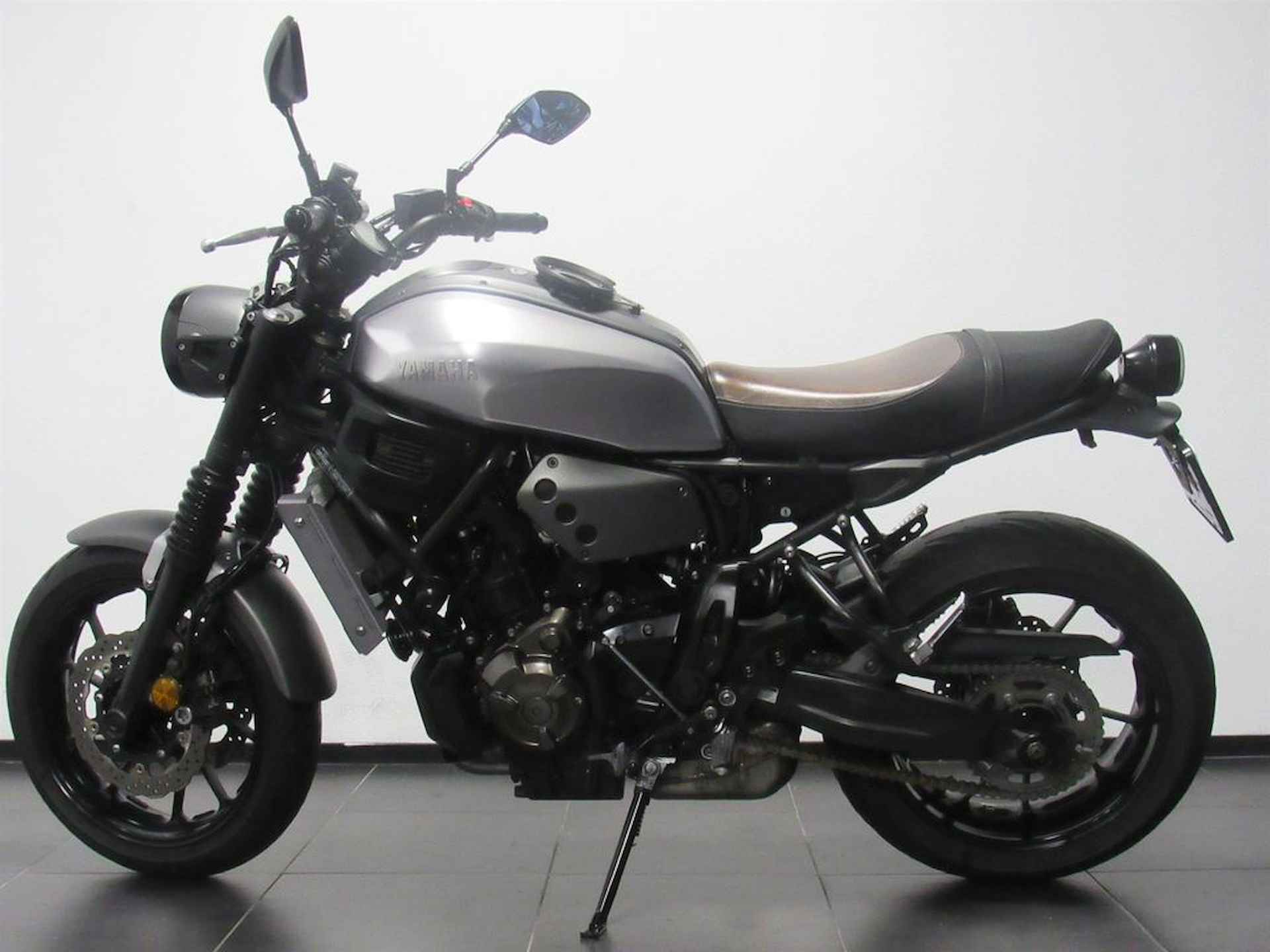 Yamaha XSR 700 ABS - 4/14