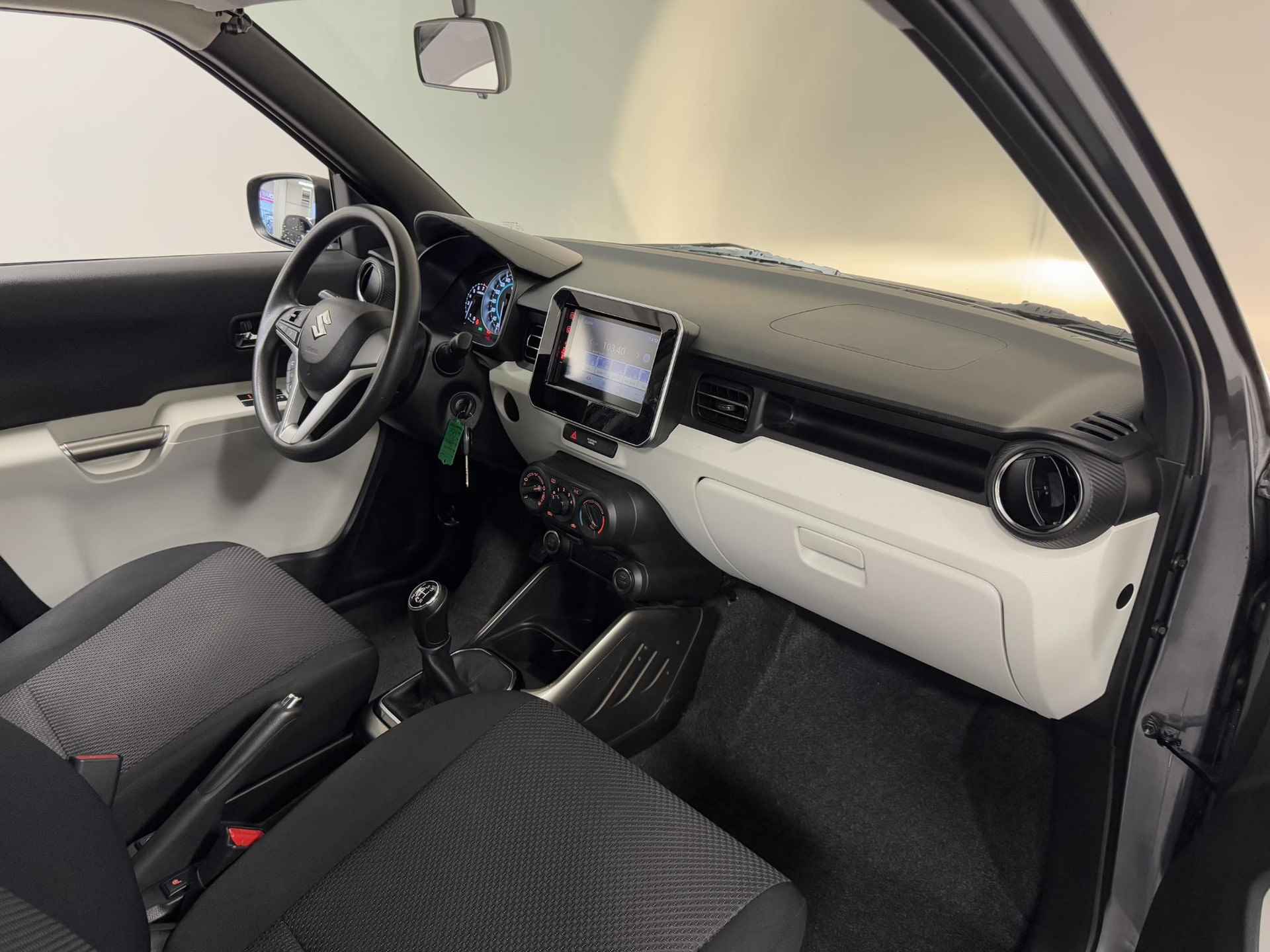 Suzuki Ignis 1.2 Select Intro | Navigatie | Trekhaak | Stoelverwarming | - 13/41