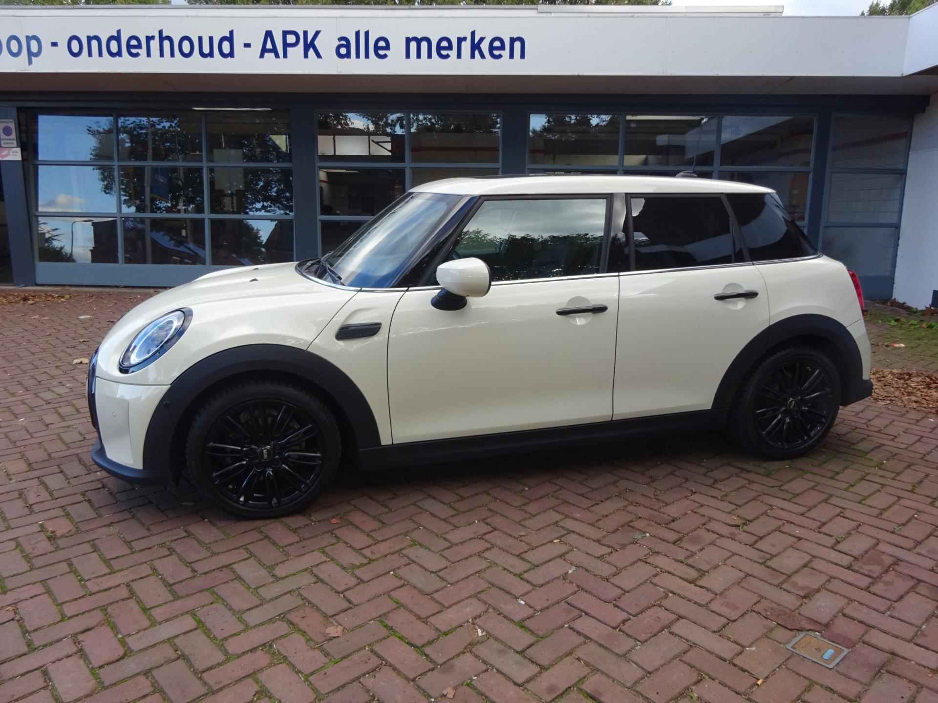 Mini 1.5T. One Classic Trim Plus 5drs Automaat/Panoramadak /Navi./Leder Sport int./17"LMV/A.R Camera/Climate Control - 3/24