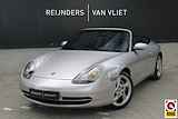 Porsche 911 (996) Cabriolet 3.4 Carrera 4 | 18" Turbo velgen | PCM Module | D.Blauw Leder |