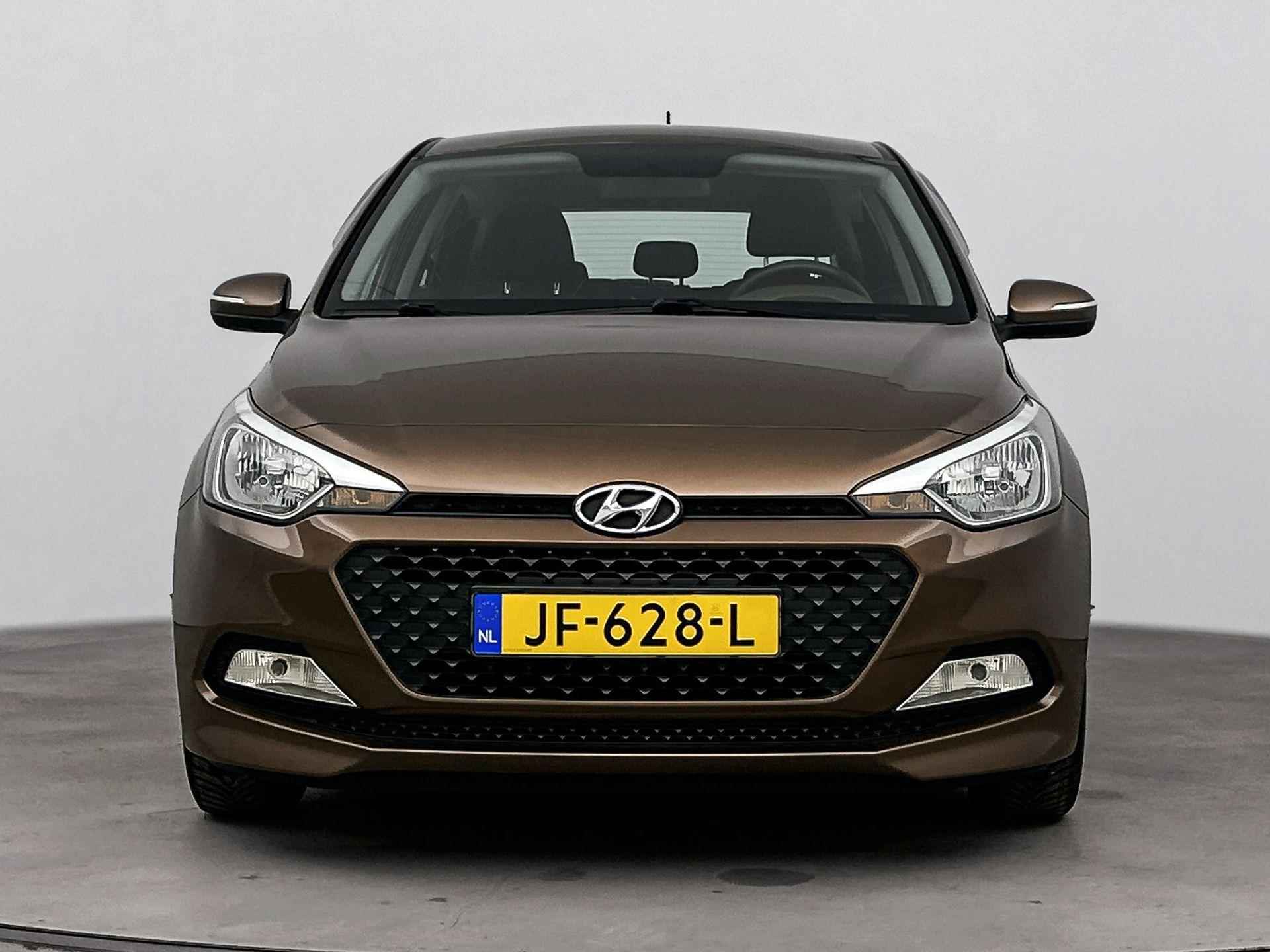 Hyundai i20 1.2 LP i-Drive | Trekhaak | El. bed. ramen | El. bed. spiegels | - 6/28