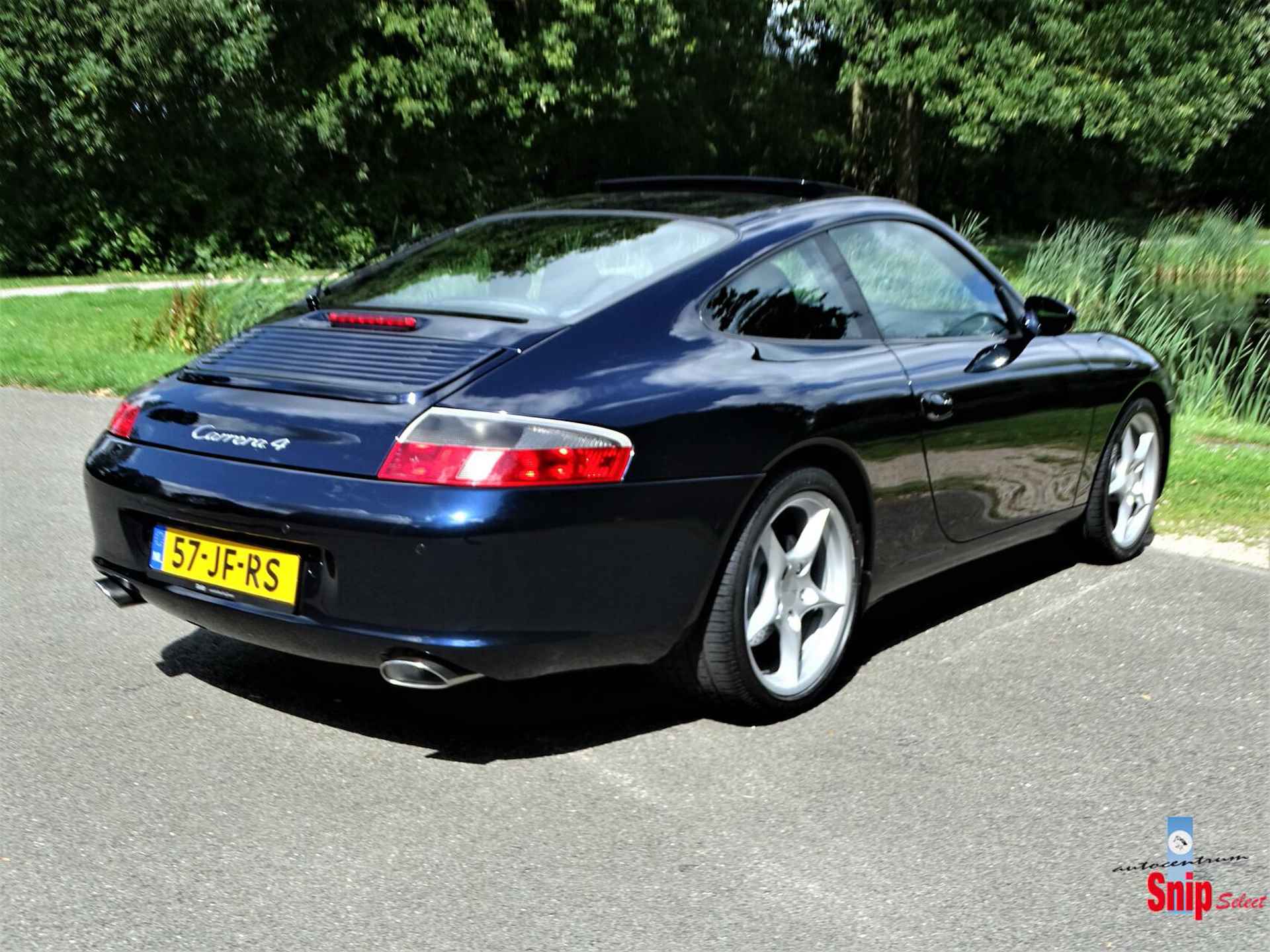 Porsche 911 3.6 Carrera 4 - 22/29