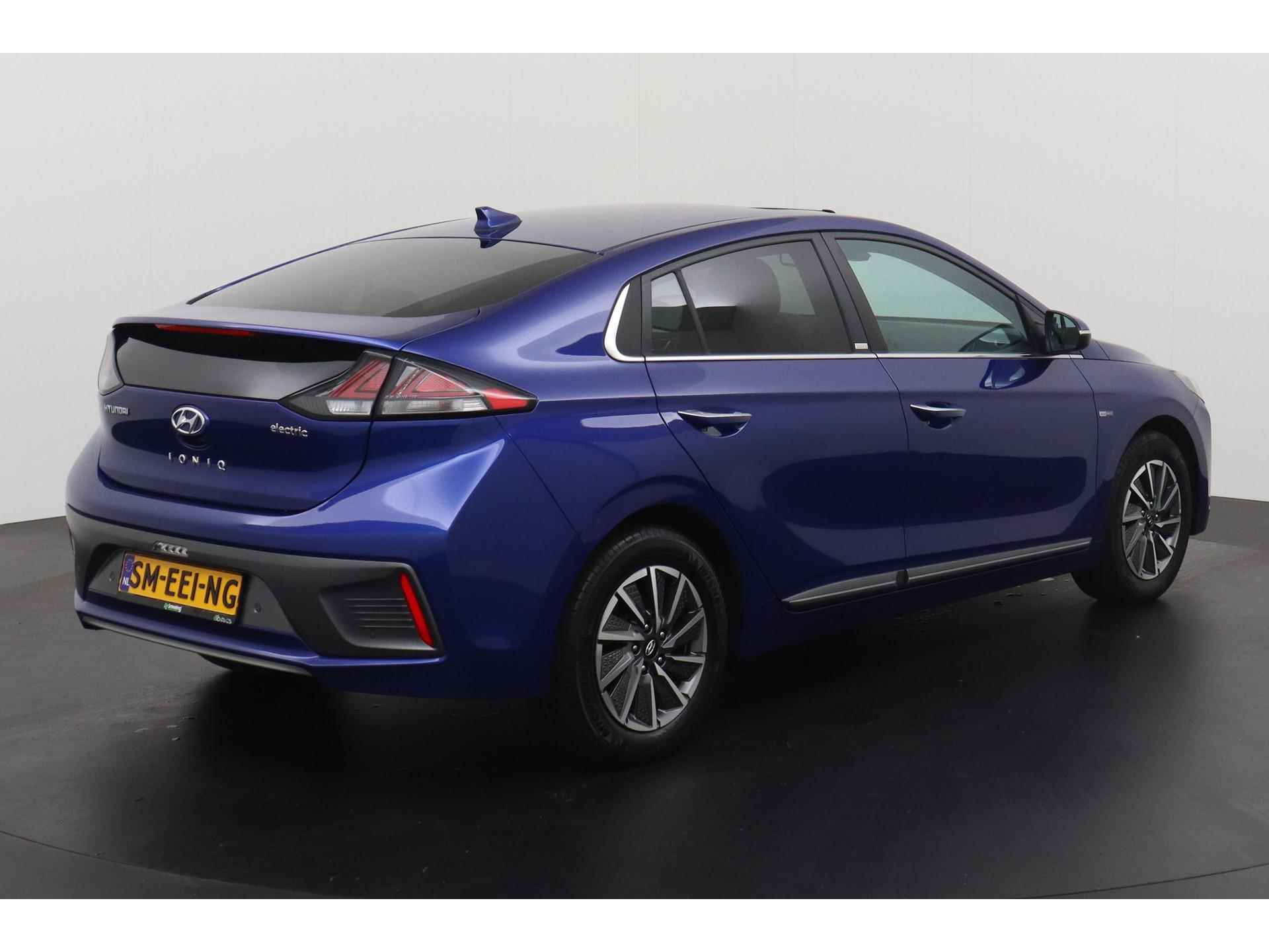 Hyundai IONIQ Premium Sky EV 38 kWh | 20795 na subsidie | Schuifdak | Zondag Open! - 4/48