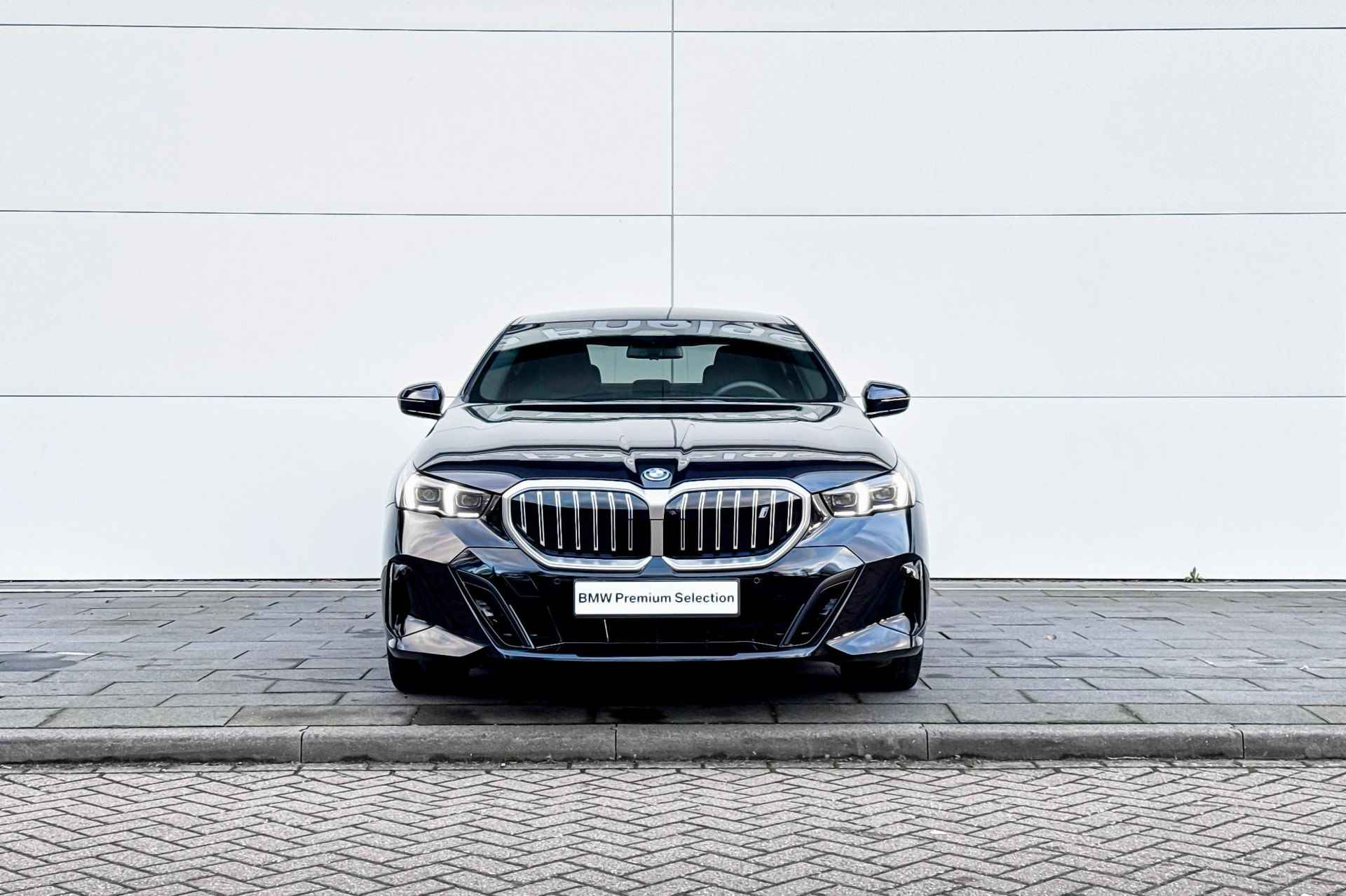 BMW i5 Sedan eDrive40 M Sport Edition - 4/26