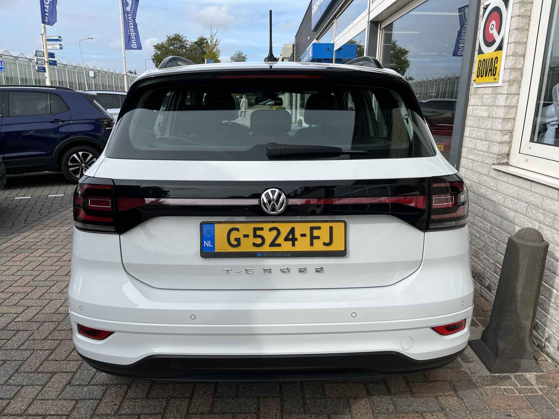 Volkswagen T-Cross 1.0 TSI R-Line / NAVIGATIE / 2x R-LINE / APP-CONNECT / AIRCO / ADAPTIEVE CRUISE CONTROL / DAB / - 33/41