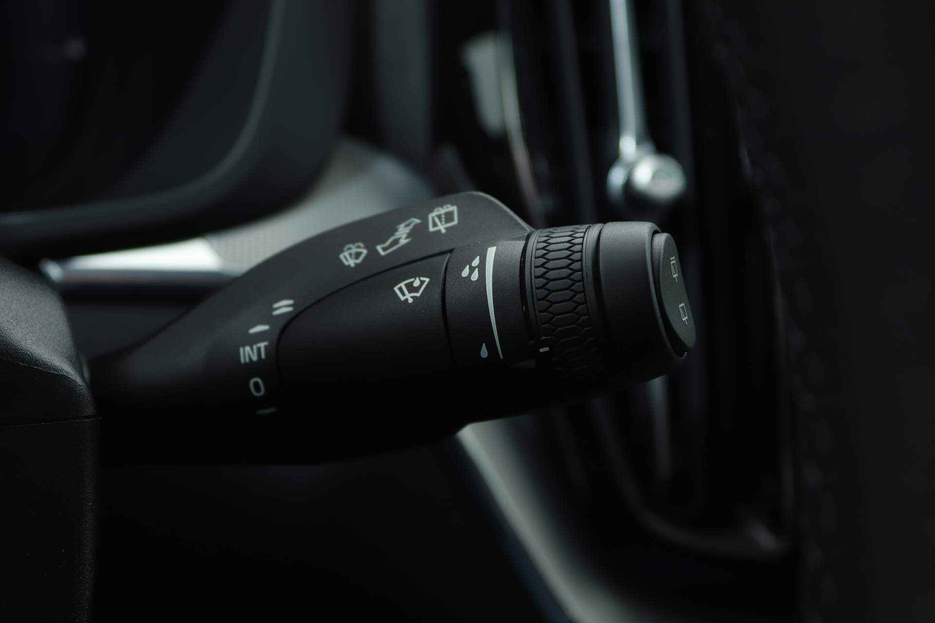 Volvo XC60 2.0 RECHARGE T6 350PK AWD ULTIMATE DARK AUT8 | Panoramadak | Harman Kardon | 360 camera - 39/48