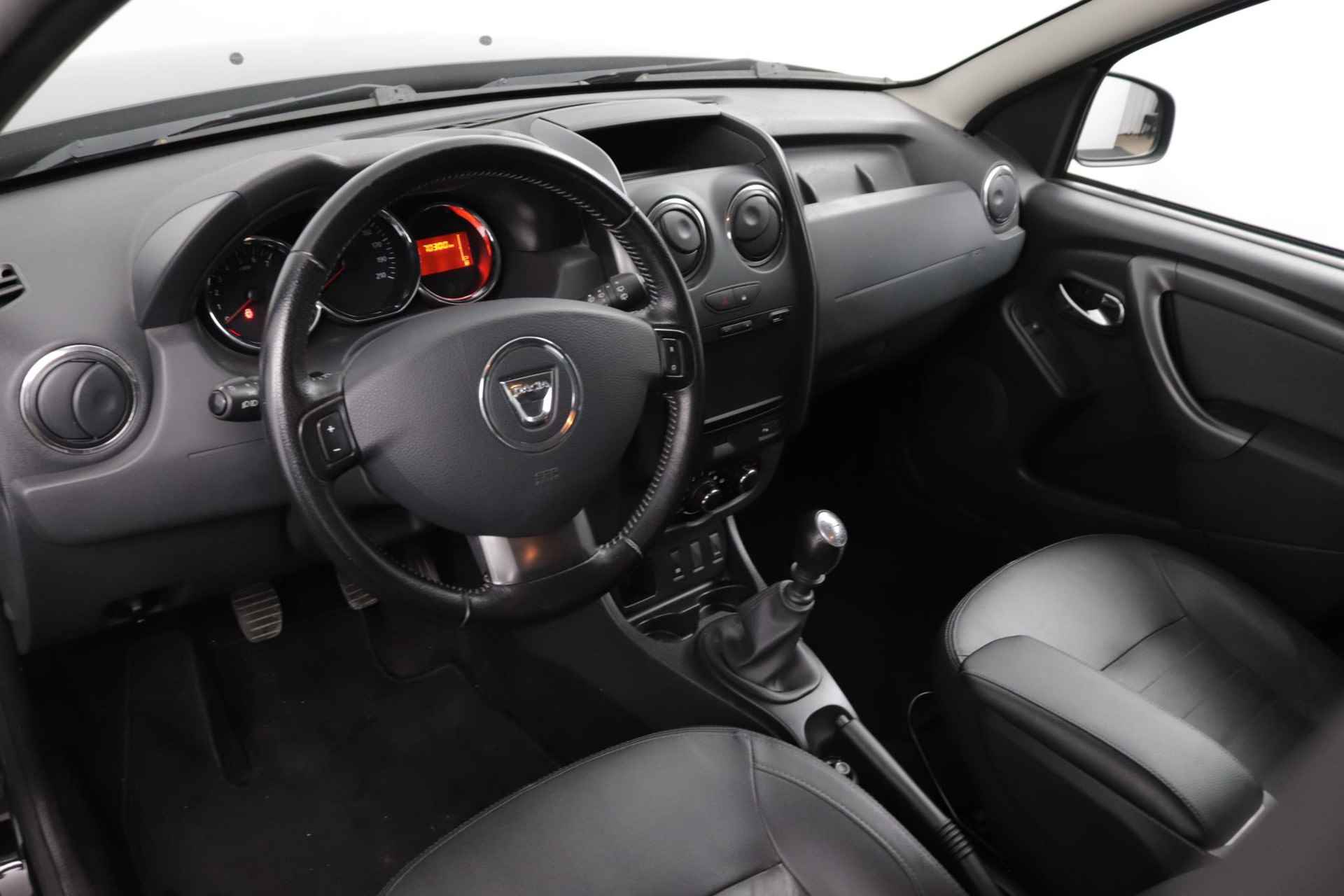 Dacia Duster 1.2 TCe 125 Lauréate LEER | NAVIGATIE | CAMERA| Stoelverwarming| - 12/33