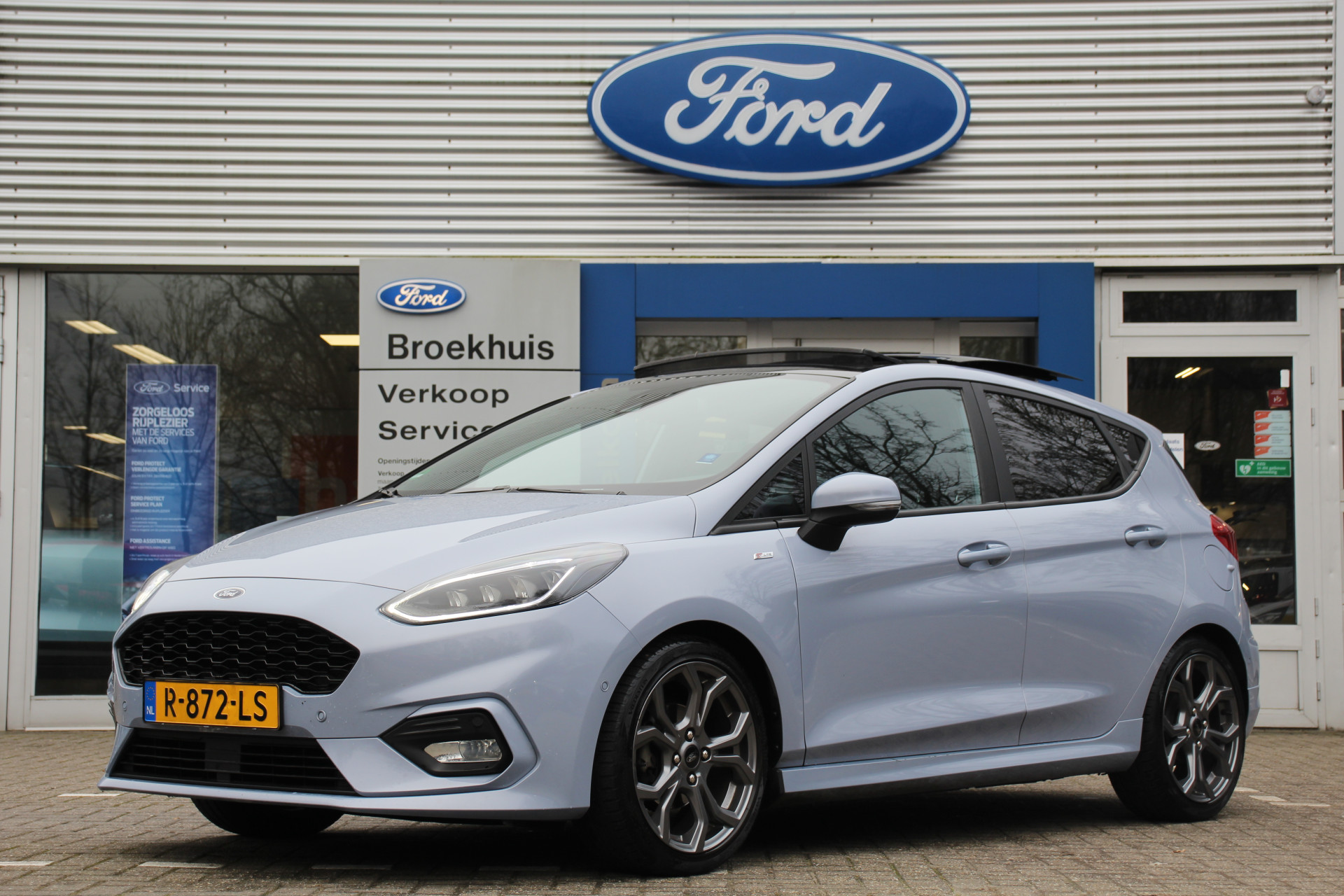 Ford Fiesta 1.0EB ST-LINE | FREEDOME BLUE | PANODAK | WINTERPACK | DEALER OH! | WINTERPACK | UNIEK! | PERFECTE STAAT! | CAMERA | BOMVOL!