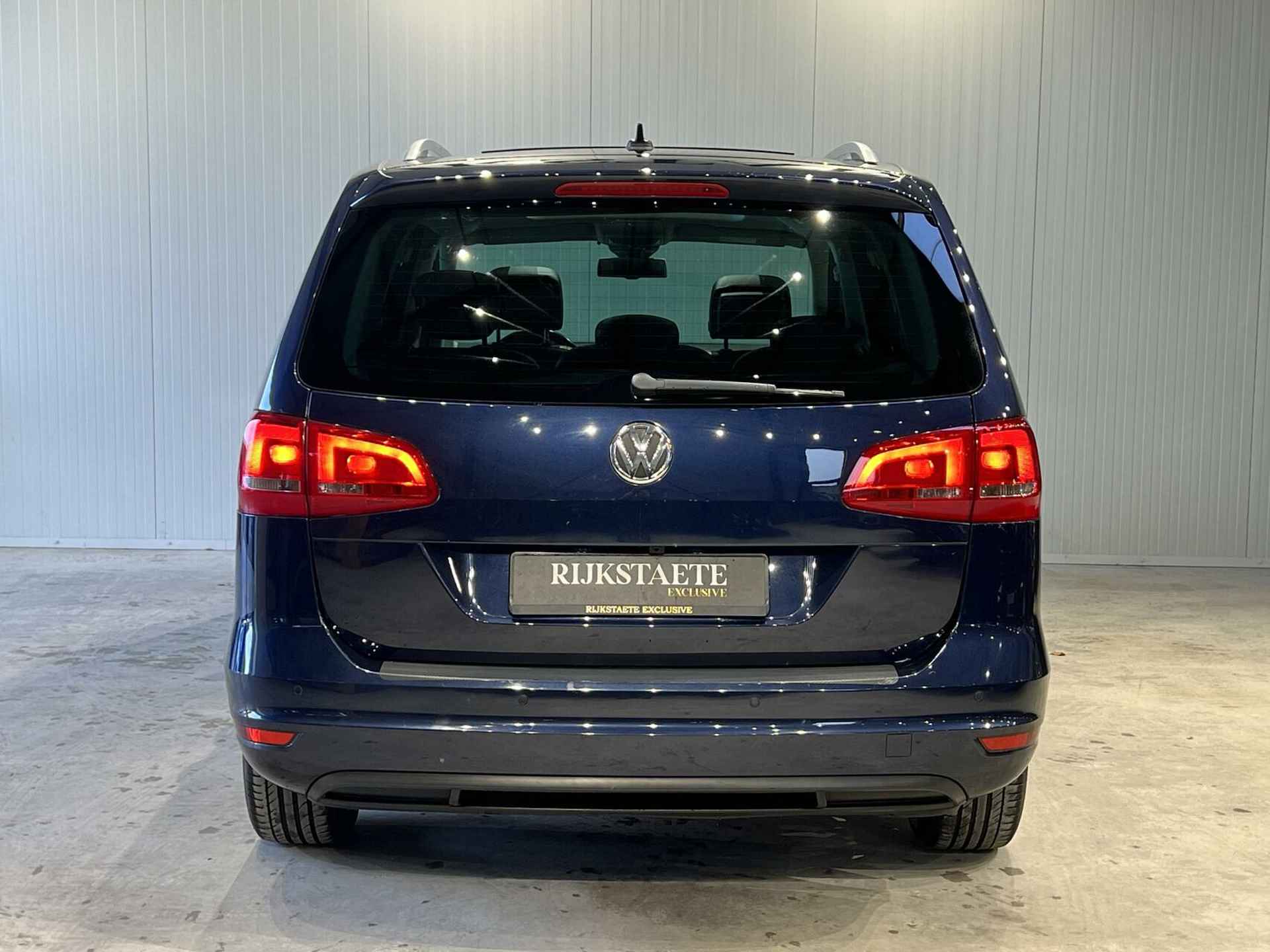 Volkswagen Sharan 2.0 TDI Highline 7p.|PANO|TREKHAAK|KEYLESS - 10/38