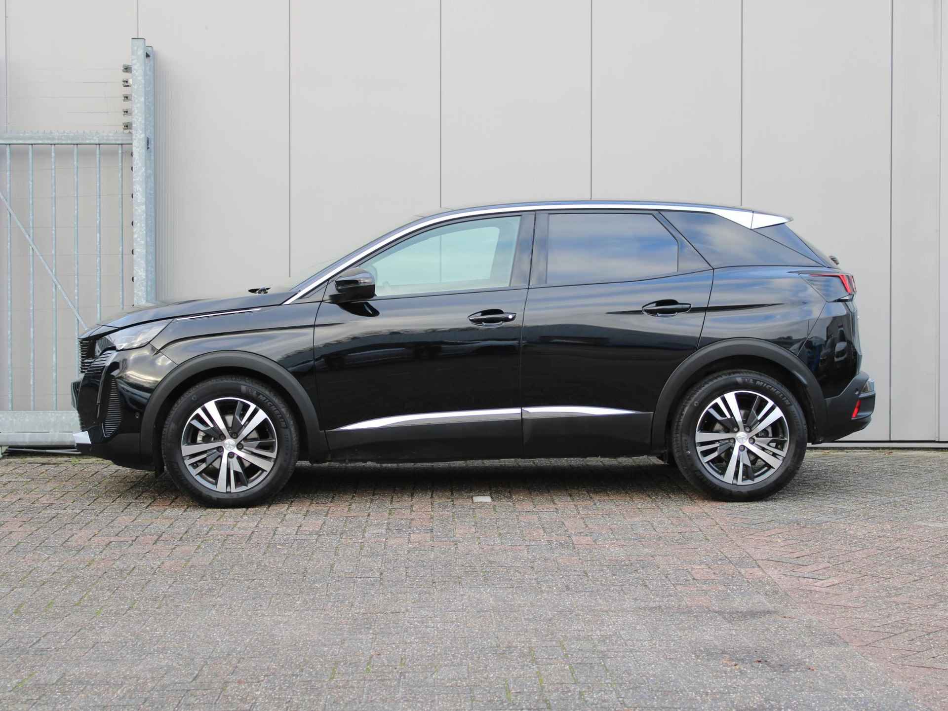 Peugeot 3008 1.2 PureTech Allure Automaat | Navi / Camera / Climate - 12/26