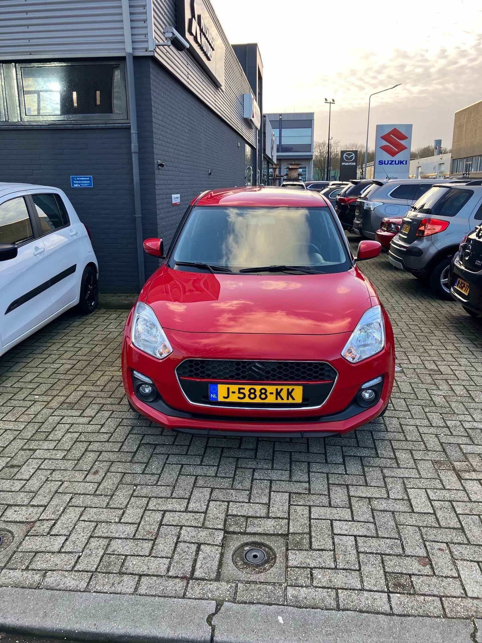 Suzuki Swift 1.2 Select Smart Hybrid | Sport uitlaat | 17" L.M. - 3/16