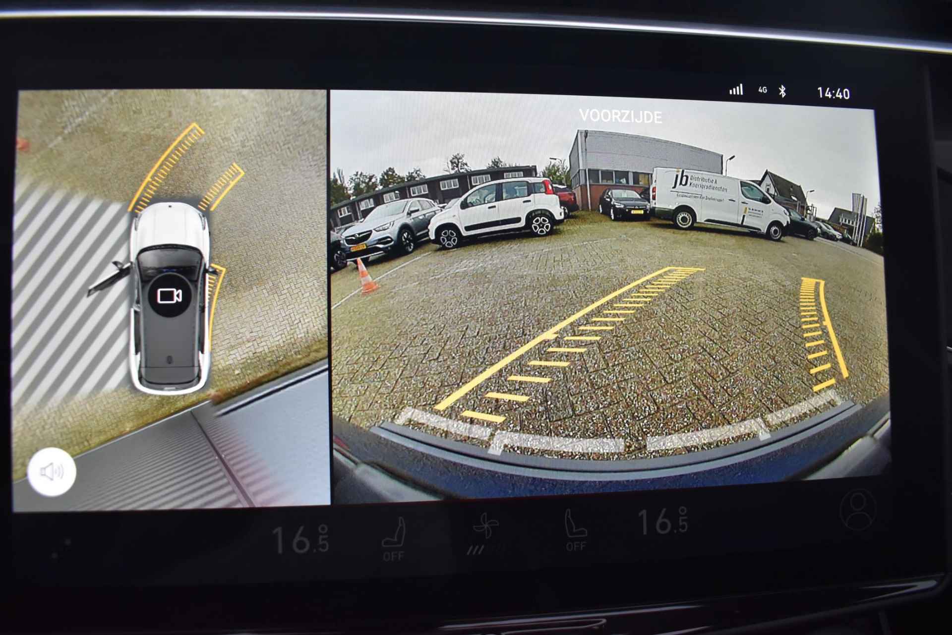 Lynk & Co 01 1.5 PHEV Stoelverwarming Panoramadak 360-Camera - 8/37