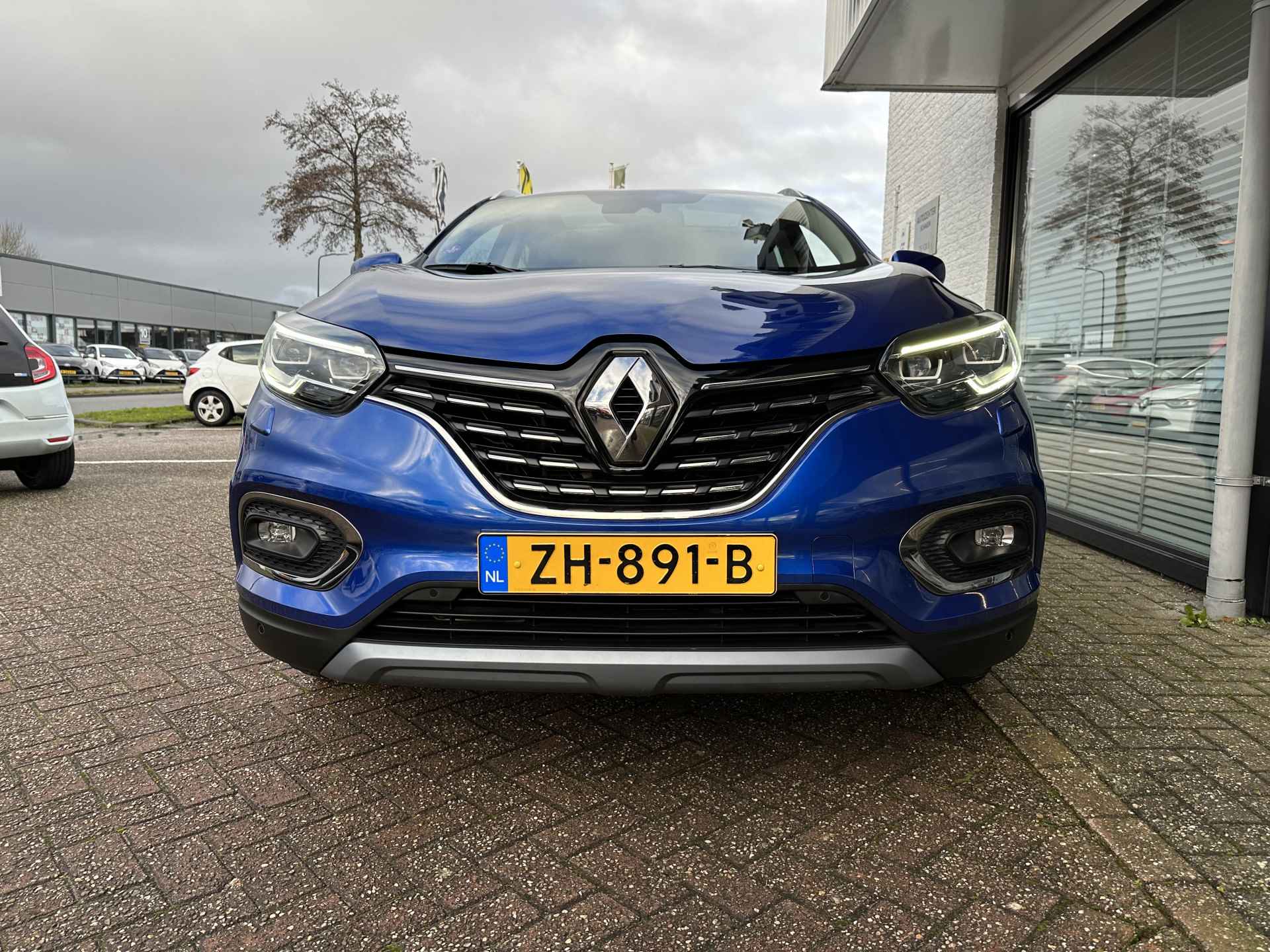 Renault Kadjar Intens Tce 160 | 1e eig | NL-auto | panoramadak | Easy Park Assist | stoelverwarming |  19" | tijdelijk gratis Top Afleverpakket twv Eur 695 - 3/57