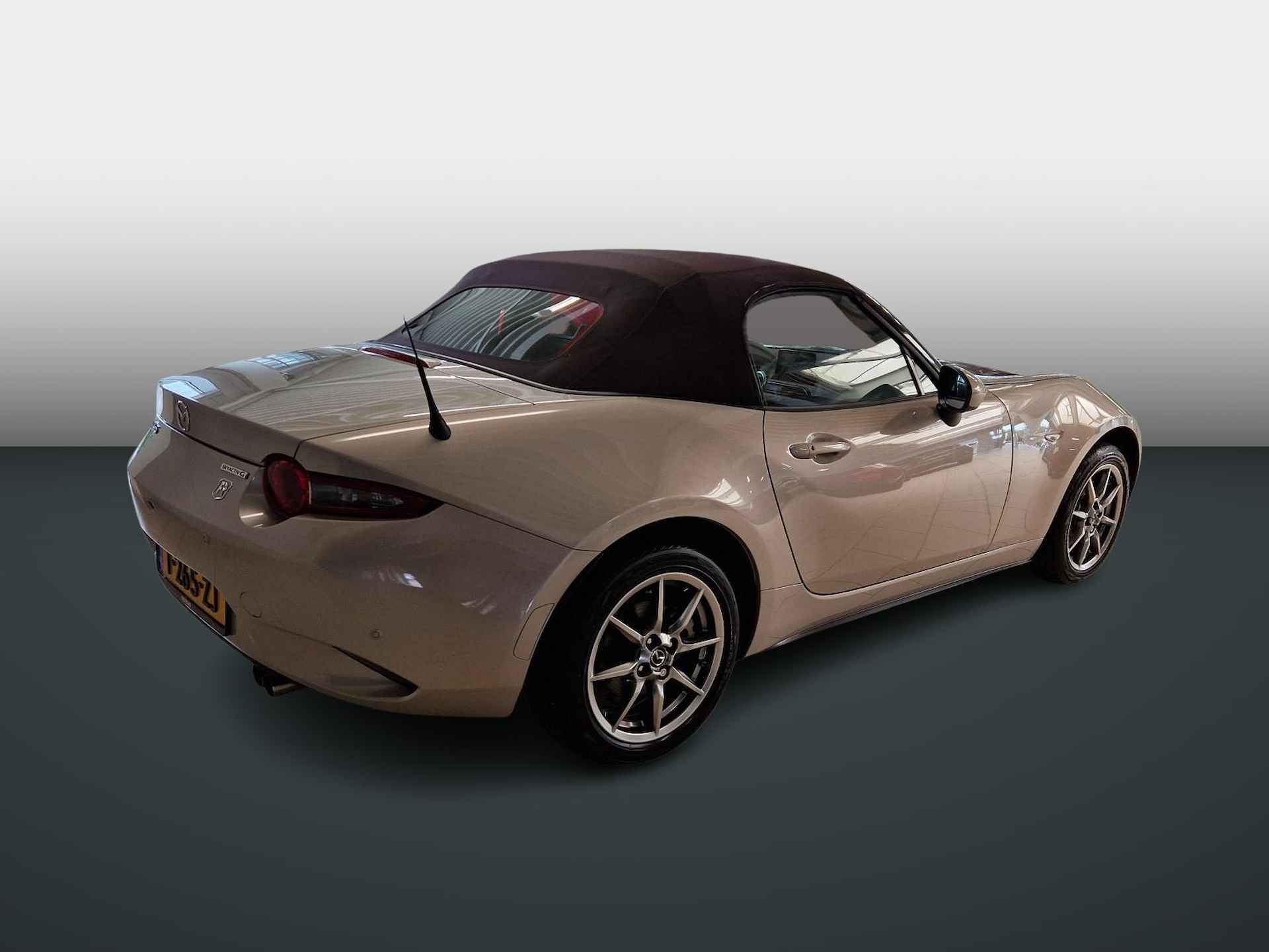 Mazda MX-5 1.5 SkyActiv-G 132 Kazari - 6/22