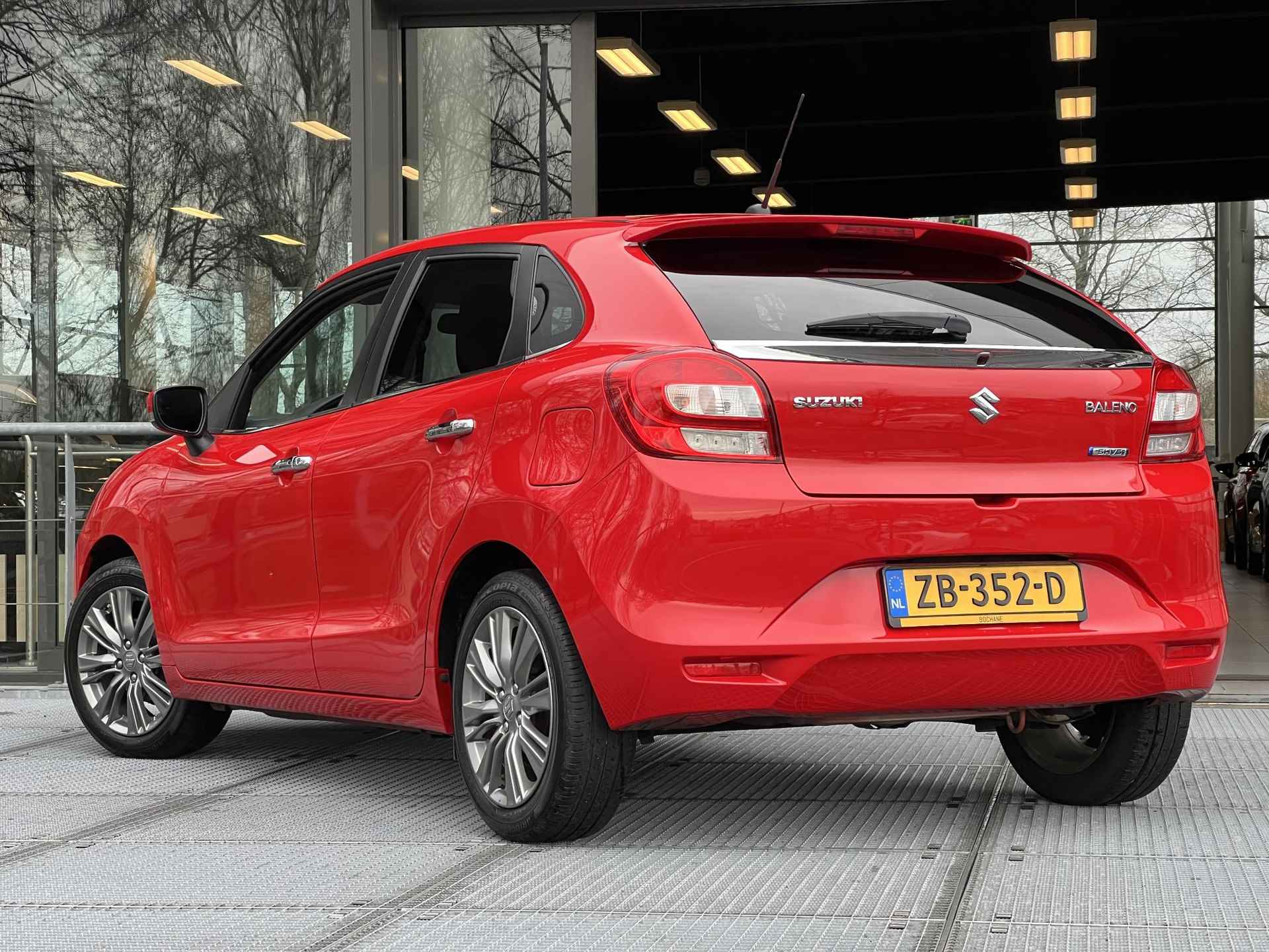 Suzuki Baleno 1.2 Smart Hybrid High Executive | Carplay | Navigatie | Dealer onderhouden - 7/32