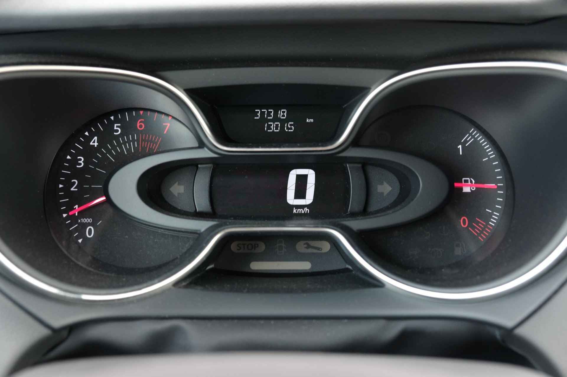 Renault Captur TCe 90 Intens | Navigatie | Climate Control | LED koplampen | Stoelverwarming | Cruise Control | Achteruitrijcamera | Parkeersensoren | DAB+ radio | Volledig onderhouden | Two tone metaallak | - 8/37