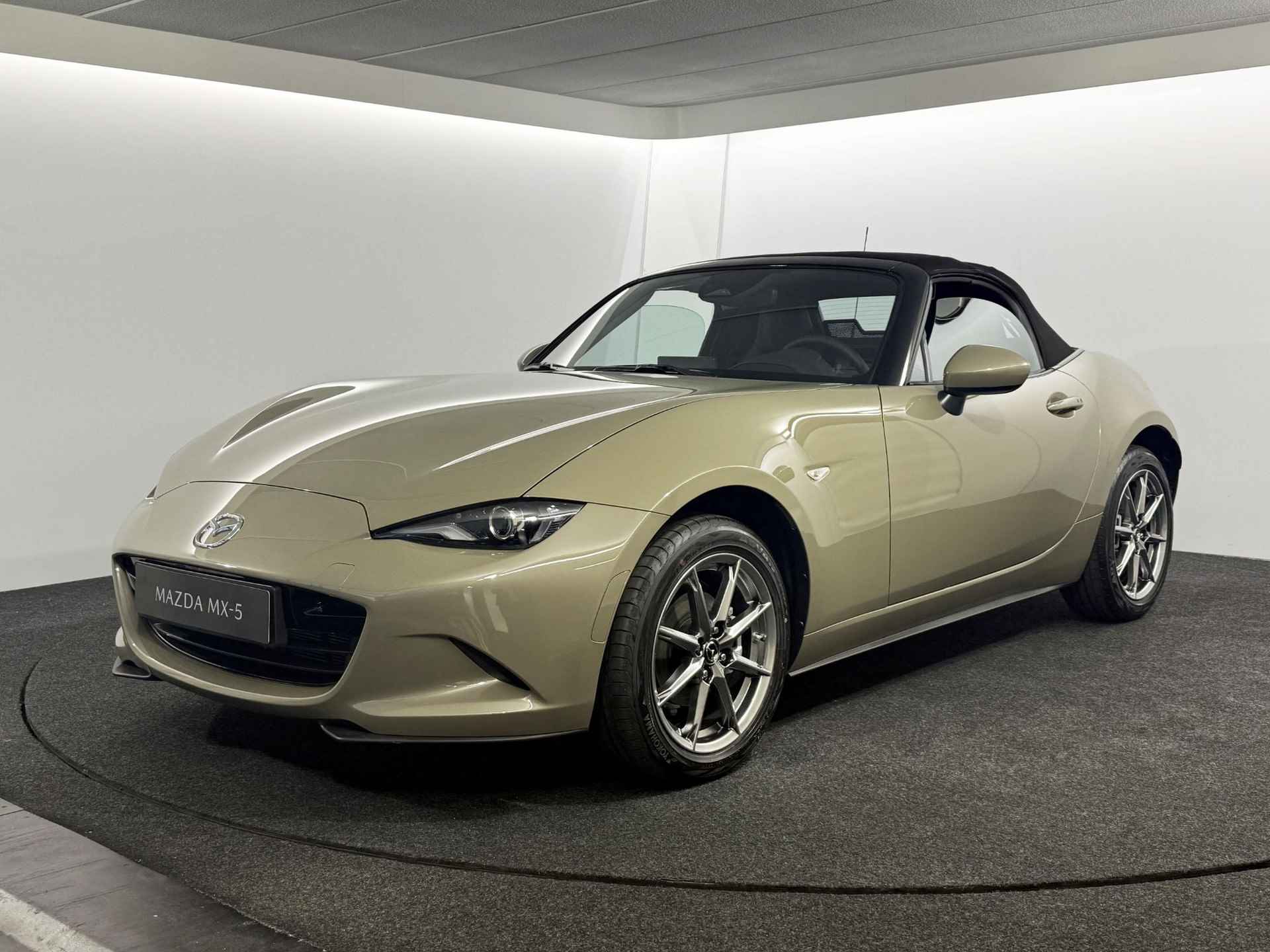 Mazda MX-5 1.5 SkyActiv-G 132 Exclusive-Line / Nieuw, uit voorraad leverbaar - 6/16