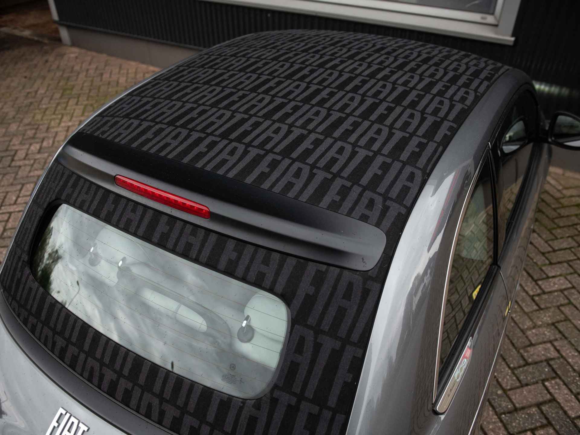 Fiat 500 C La Prima 42 kWh | ACC | LED | Leder | Apple CarPlay | 17 inch - 32/57