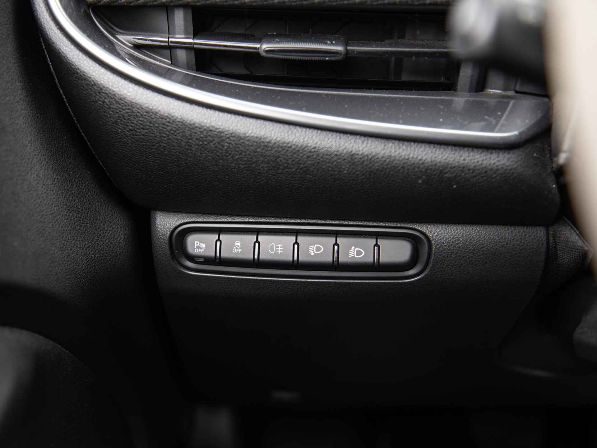 Fiat 500 C La Prima 42 kWh | ACC | LED | Leder | Apple CarPlay | 17 inch - 49/57
