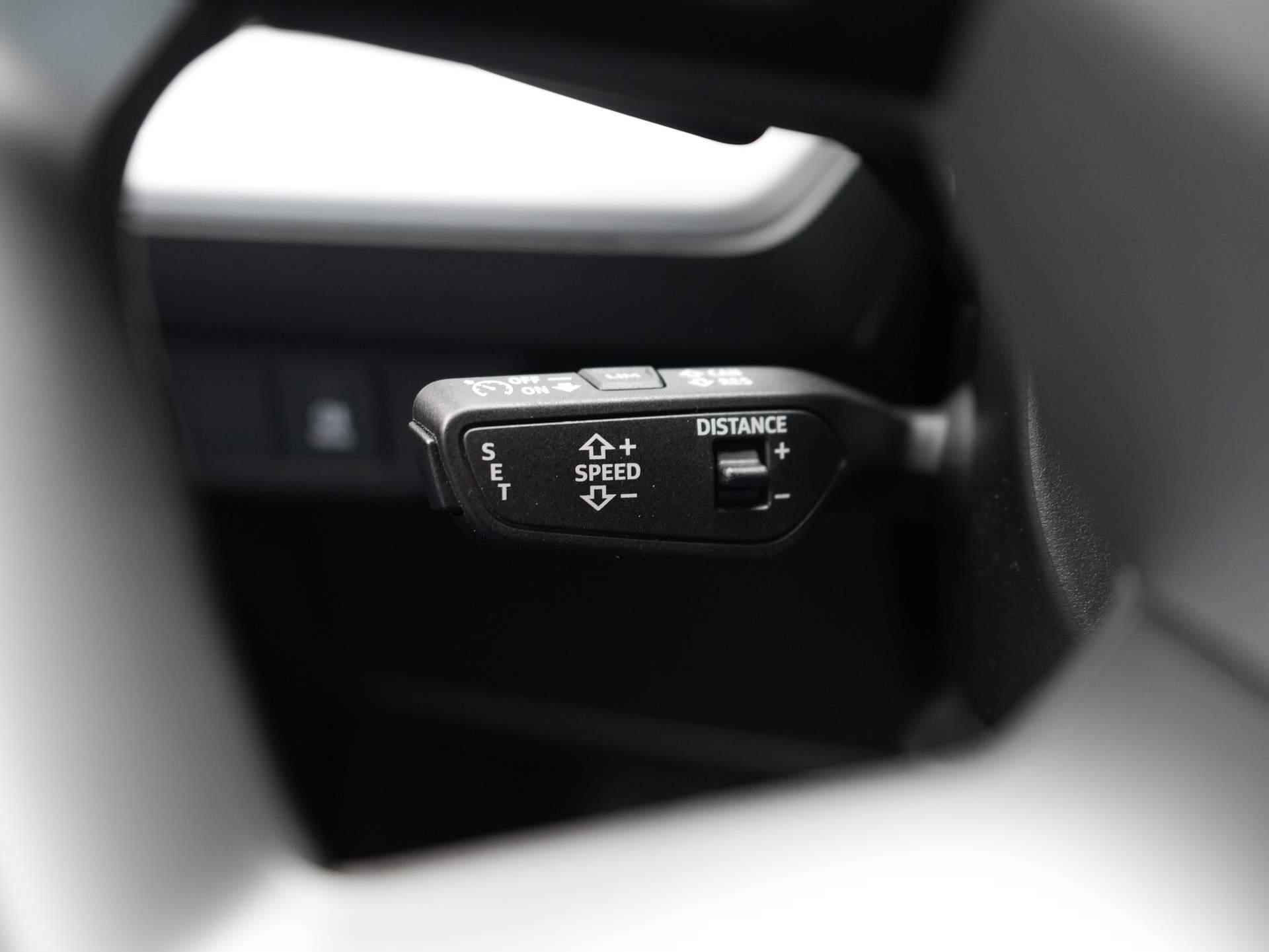 Audi Q4 e-tron 40 Launch edition 77 kWh App-Connect | Camera | Clima | Adaptive Cruise | Stoelverwarming | Trekhaak (Zwenkbaar) - 16/53
