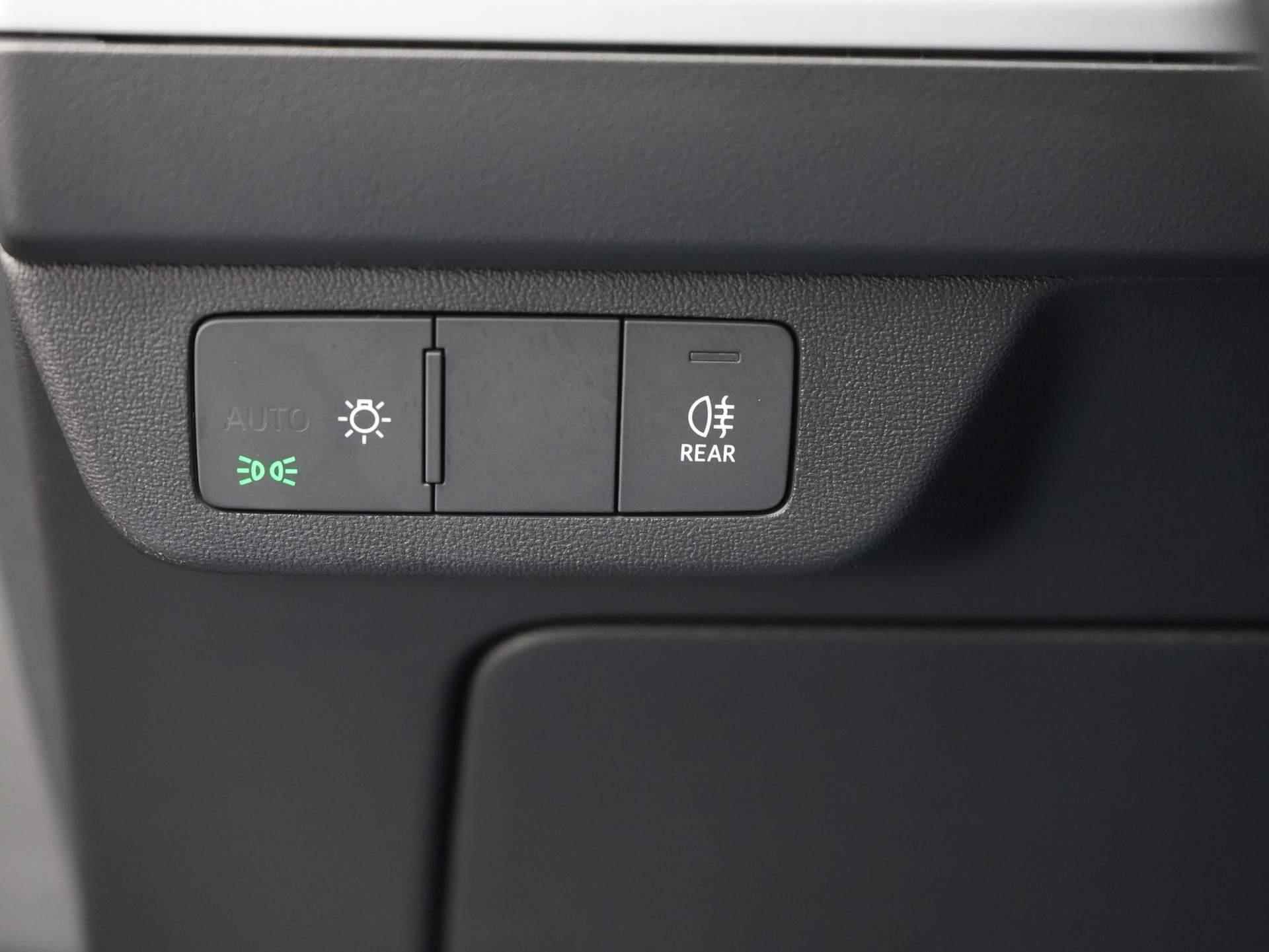 Audi Q4 e-tron 40 Launch edition 77 kWh App-Connect | Camera | Clima | Adaptive Cruise | Stoelverwarming | Trekhaak (Zwenkbaar) - 28/53