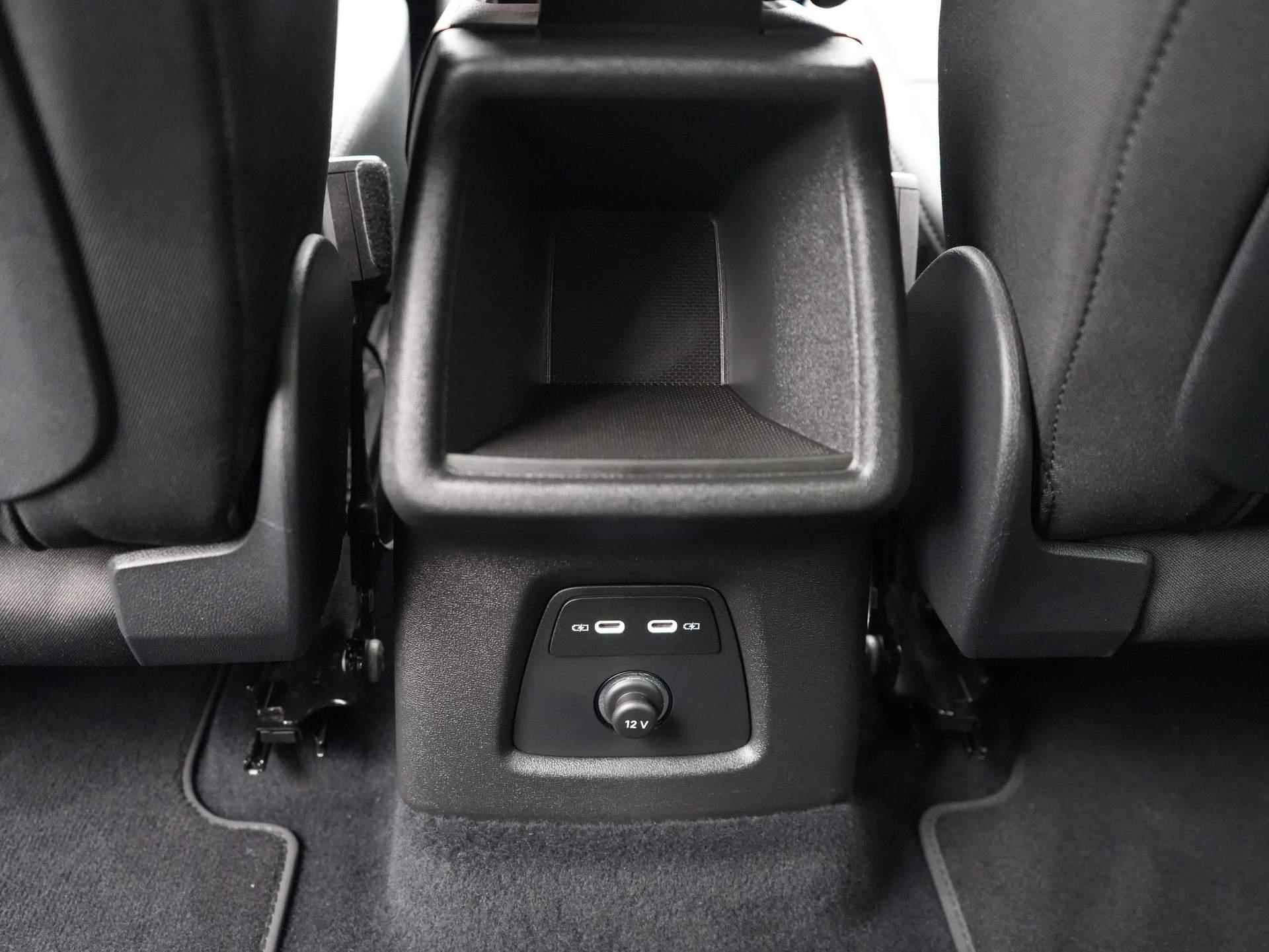 Audi Q4 e-tron 40 Launch edition 77 kWh App-Connect | Camera | Clima | Adaptive Cruise | Stoelverwarming | Trekhaak (Zwenkbaar) - 40/53