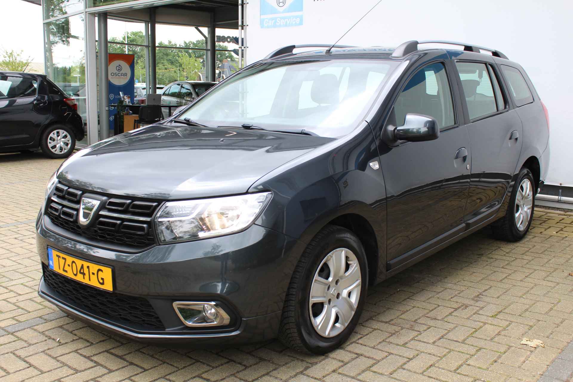 Dacia Logan Mcv 1.2 | Incl. 12 maanden Garantie | Airco | Elektrische ramen | Dakrails | Centrale deurvergrendeling met afstandsbediening | Onderhoudsboekjes + facturen aanwezig | - 7/42