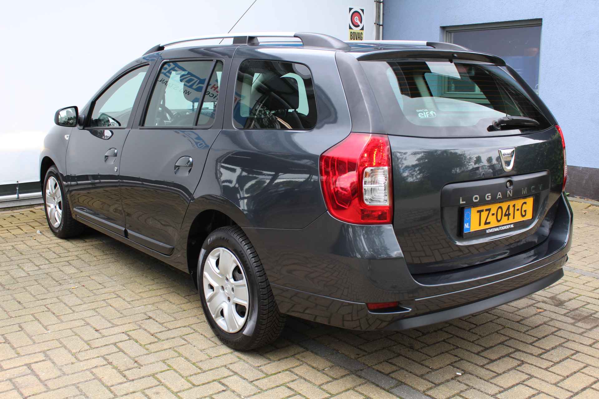 Dacia Logan Mcv 1.2 | Incl. 12 maanden Garantie | Airco | Elektrische ramen | Dakrails | Centrale deurvergrendeling met afstandsbediening | Onderhoudsboekjes + facturen aanwezig | - 8/42