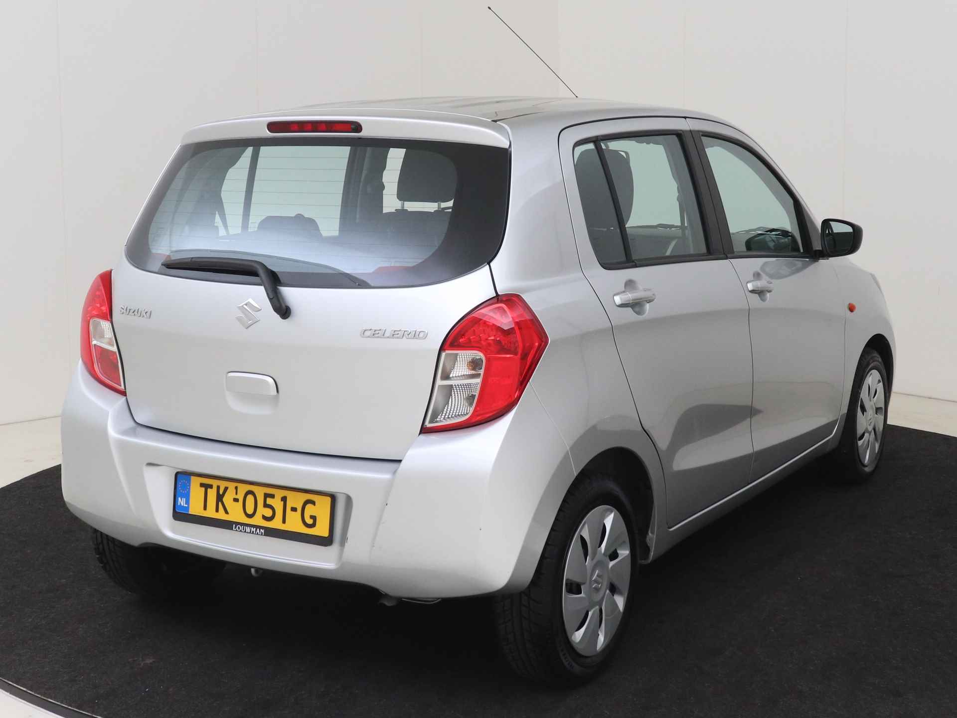 Suzuki Celerio 1.0 Comfort I Airco I 5 Deurs I Zuinig I Hoge zit I 1e Eigenaar I Volledig dealer onderhouden I Bluetooth | Centrale vergrendeling met afstandsbediening I - 17/40