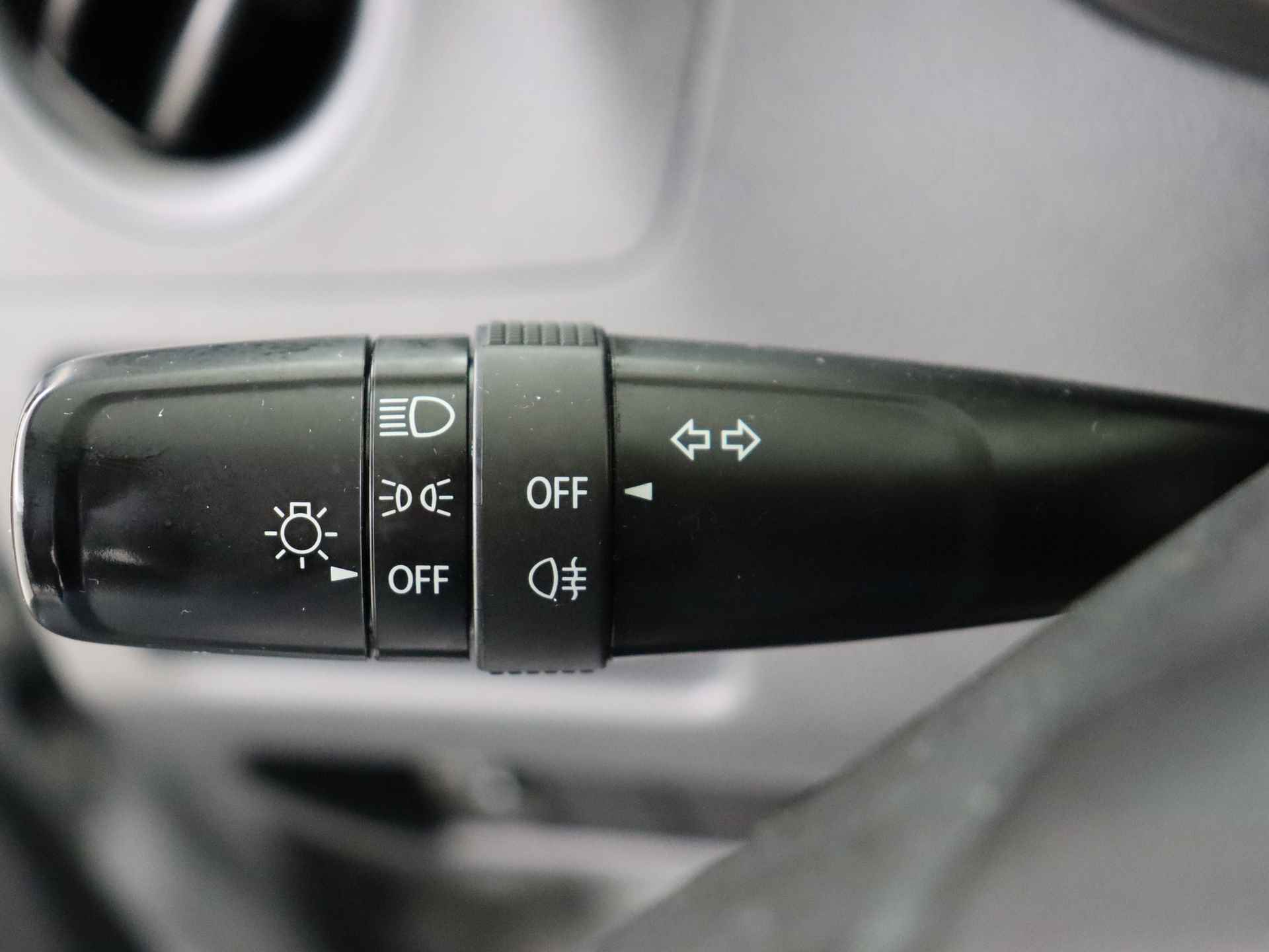 Suzuki Celerio 1.0 Comfort I Airco I 5 Deurs I Zuinig I Hoge zit I 1e Eigenaar I Volledig dealer onderhouden I Bluetooth | Centrale vergrendeling met afstandsbediening I - 21/40