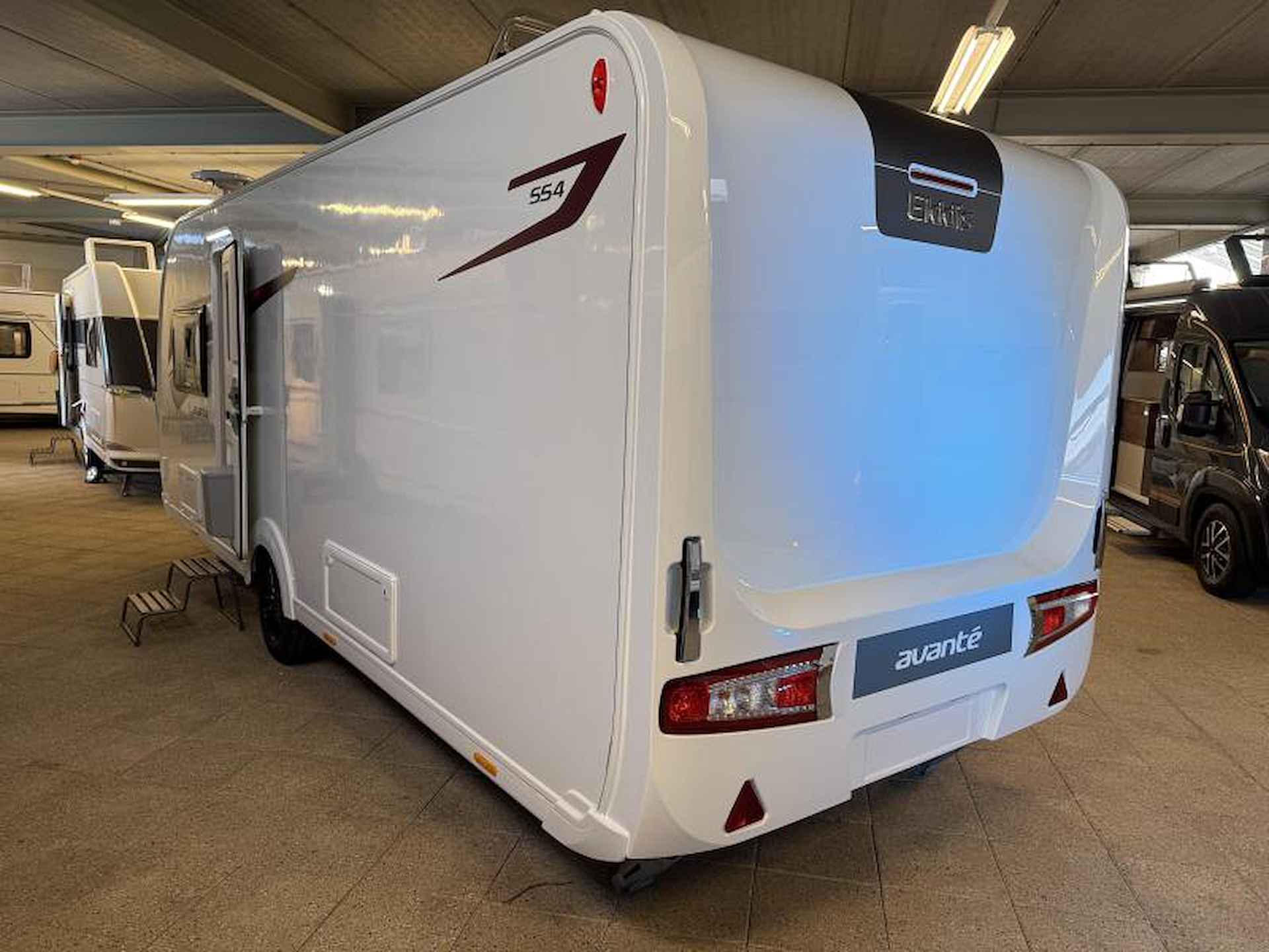 Elddis Avante 554 - 3/10