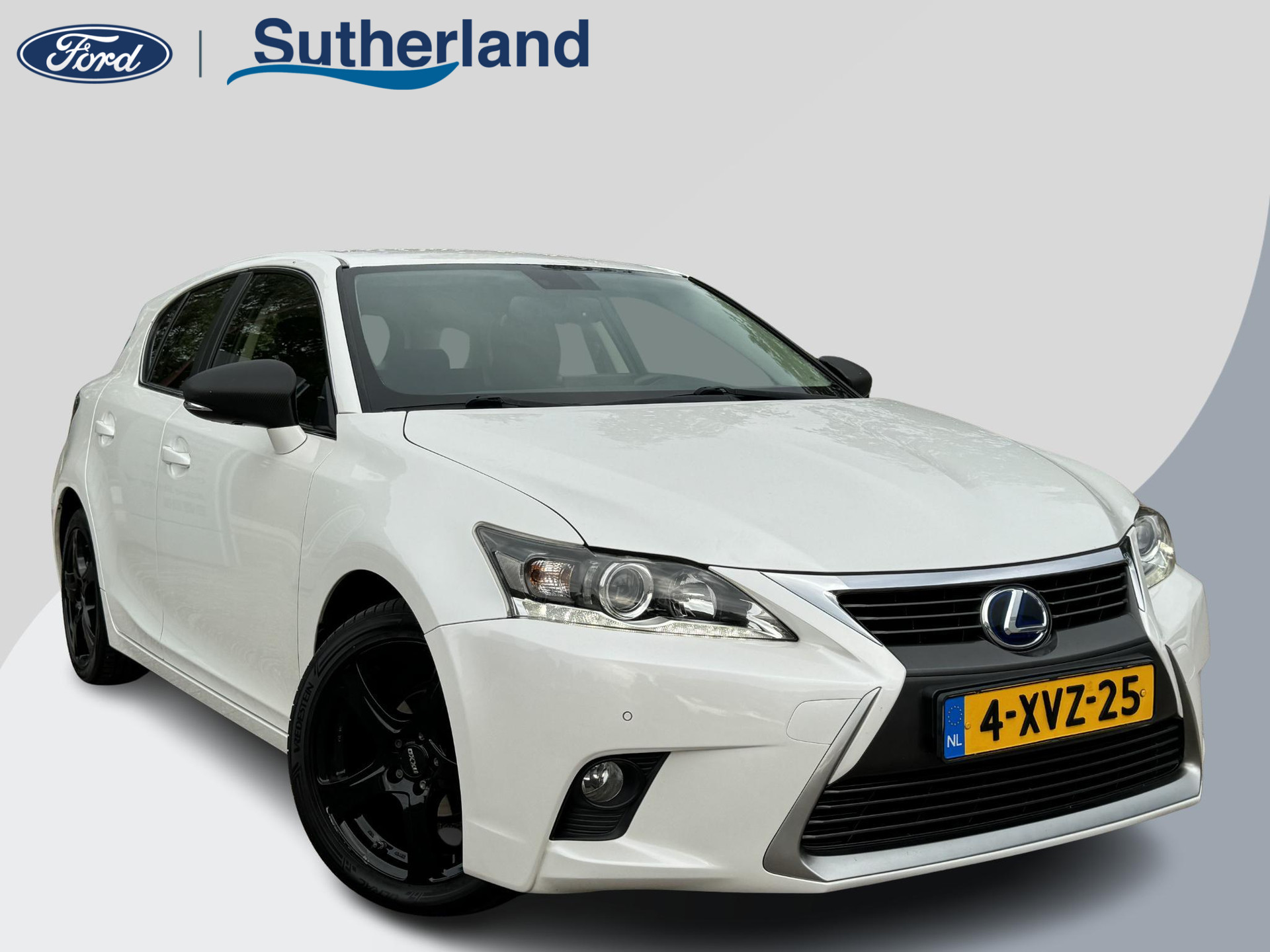 Lexus CT 200h Business Line 136pk Automaat | Achteruitrijcamera | Alcantara | Climate control | Navigatie scherm