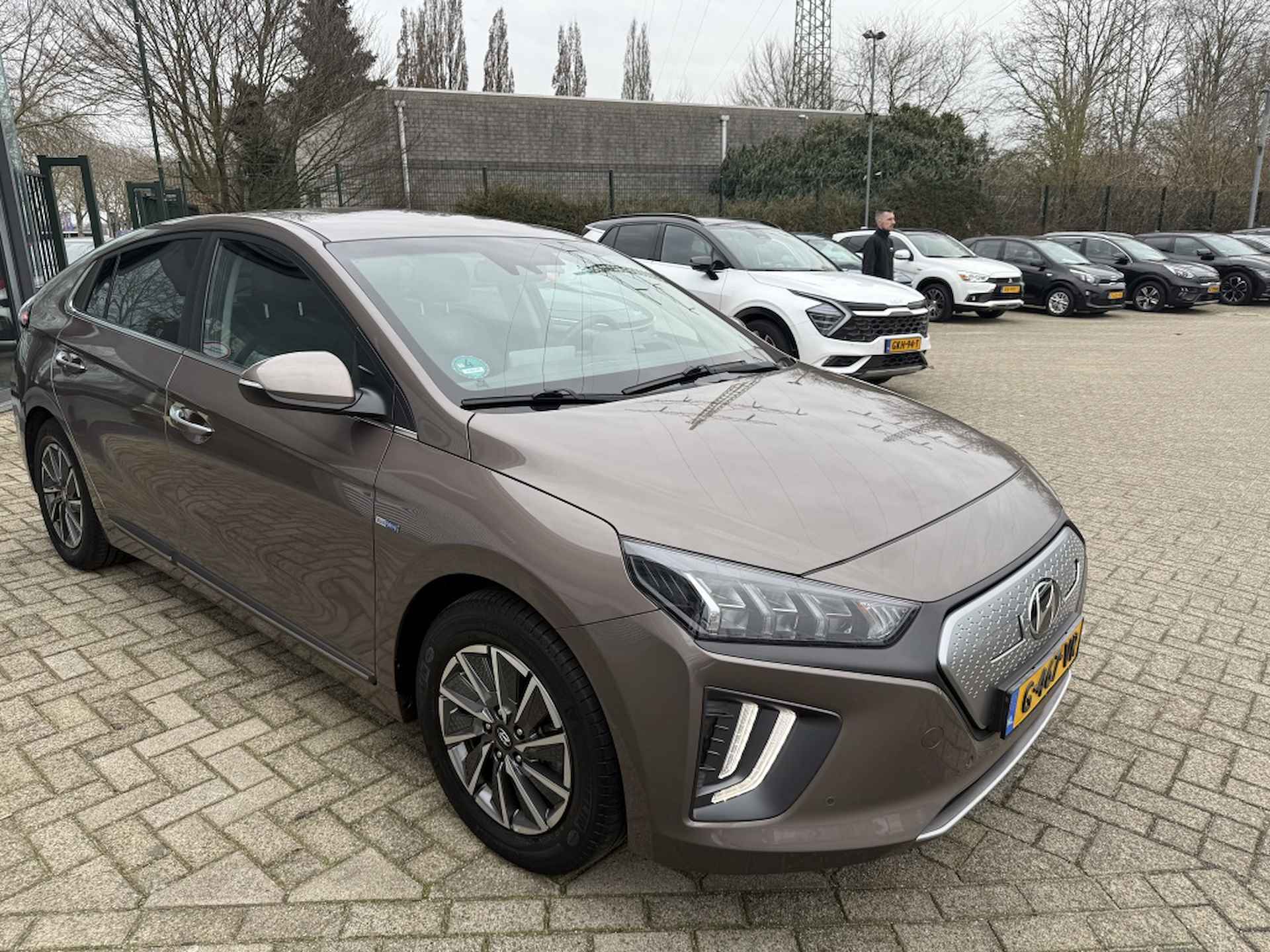 Hyundai IONIQ Premium EV 38 kWh 136PK - MEEST COMPLETE UITVOERING + TREKHAAK - 2/18